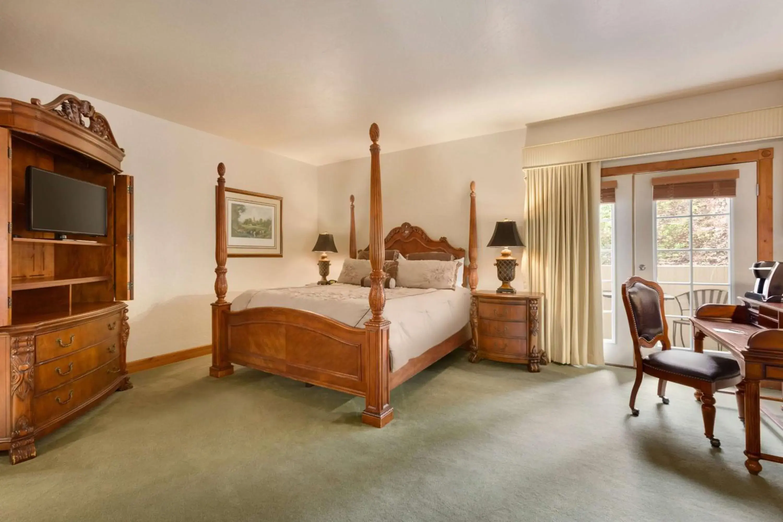 Photo of the whole room, Bed in Zermatt Utah Resort & Spa Trademark Collection by Wyndham Photo of the whole room, Bed in Zermatt Utah Resort & Spa Trademark Collection by Wyndham