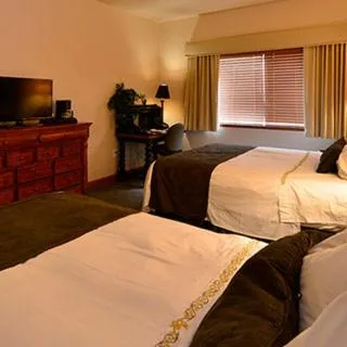 Bed in Zermatt Utah Resort & Spa Trademark Collection by Wyndham