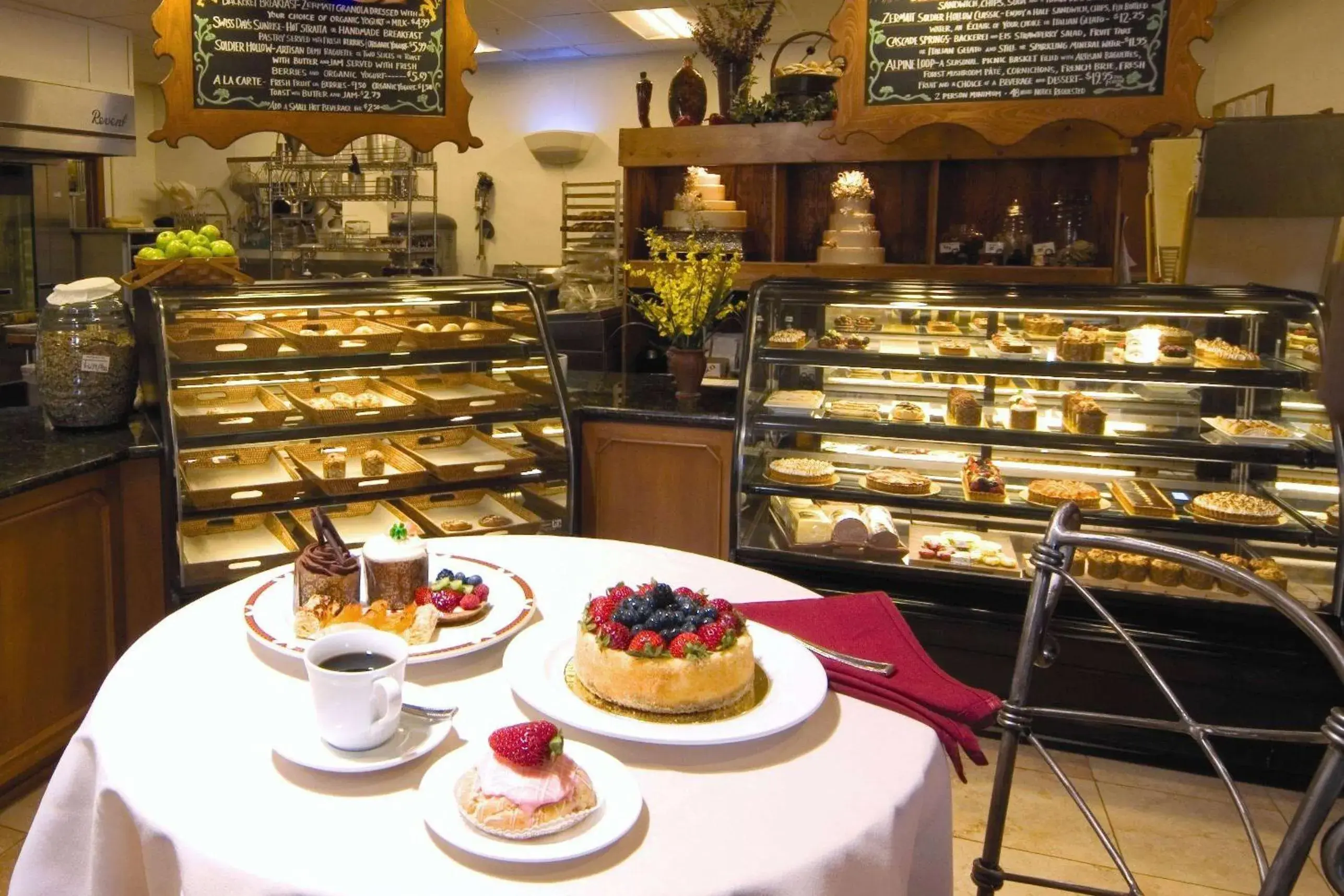 Restaurant/places to eat in Zermatt Utah Resort & Spa Trademark Collection by Wyndham Restaurant/places to eat in Zermatt Utah Resort & Spa Trademark Collection by Wyndham