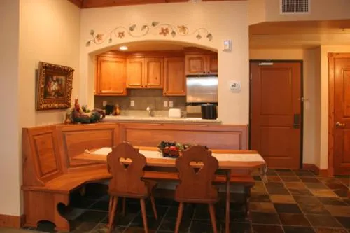 Food and drinks in Zermatt Utah Resort & Spa Trademark Collection by Wyndham