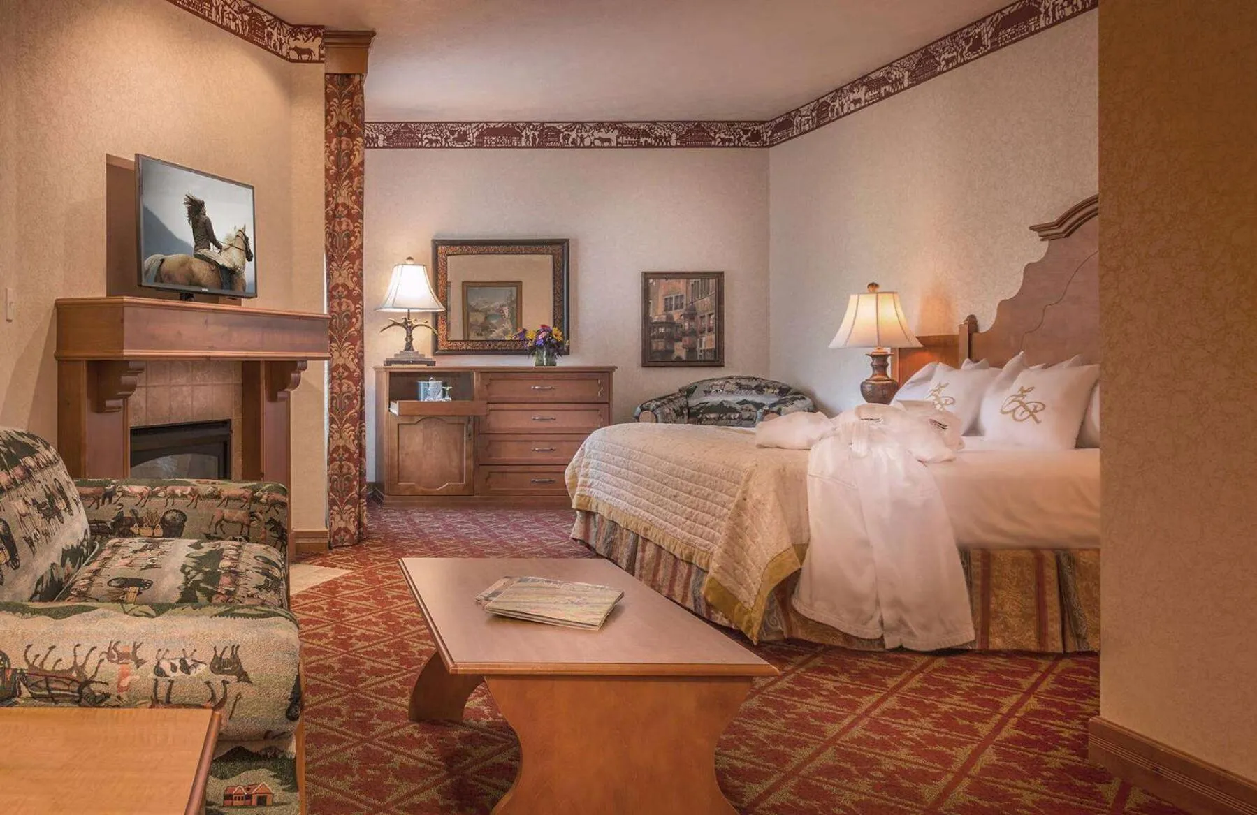 Photo of the whole room, Bed in Zermatt Utah Resort & Spa Trademark Collection by Wyndham