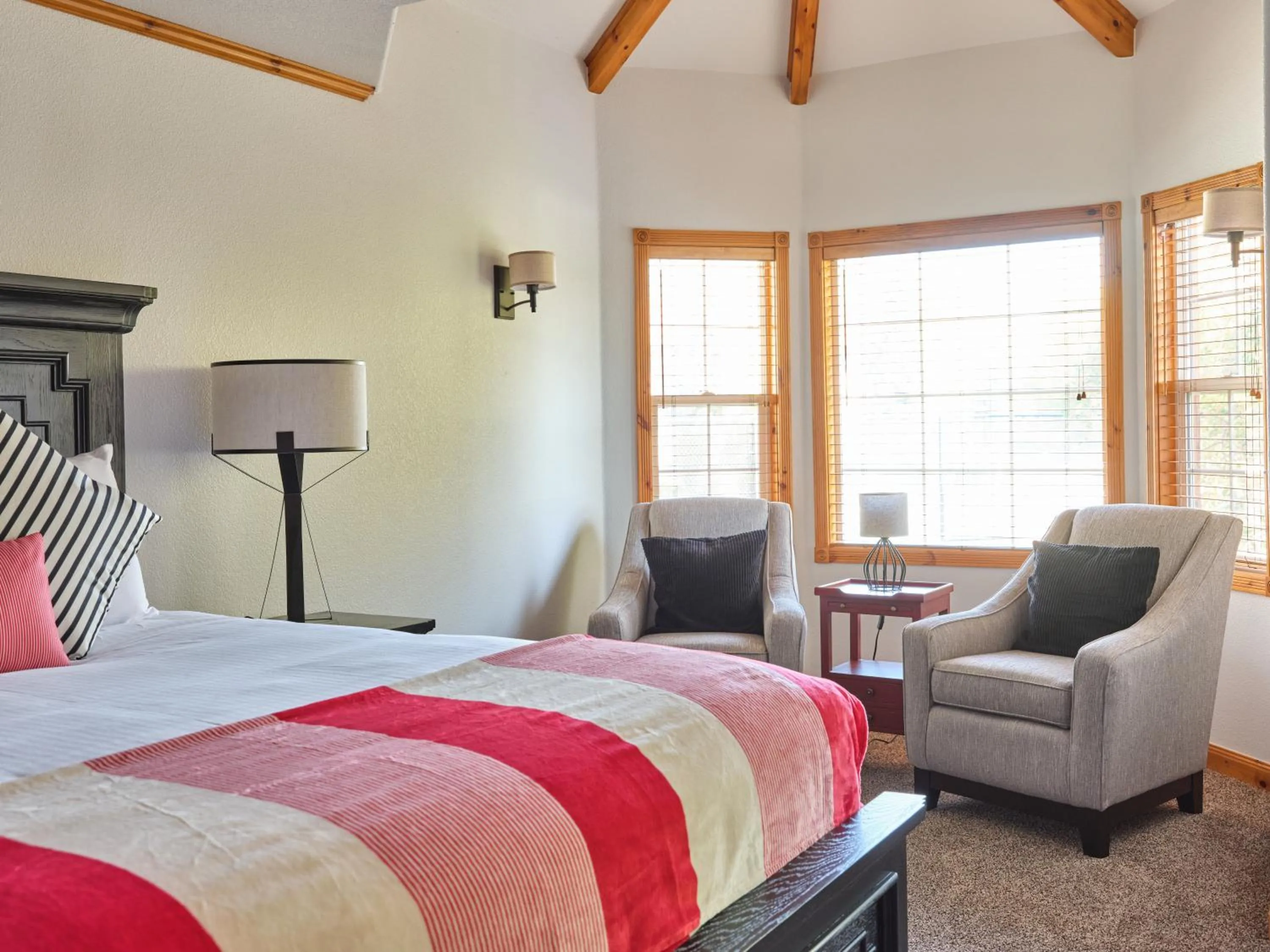 Bed in Zermatt Utah Resort & Spa Trademark Collection by Wyndham