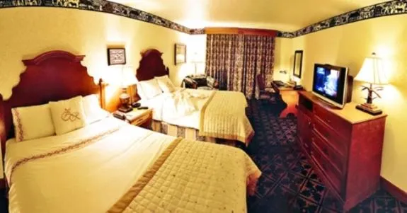 Photo of the whole room, Bed in Zermatt Utah Resort & Spa Trademark Collection by Wyndham