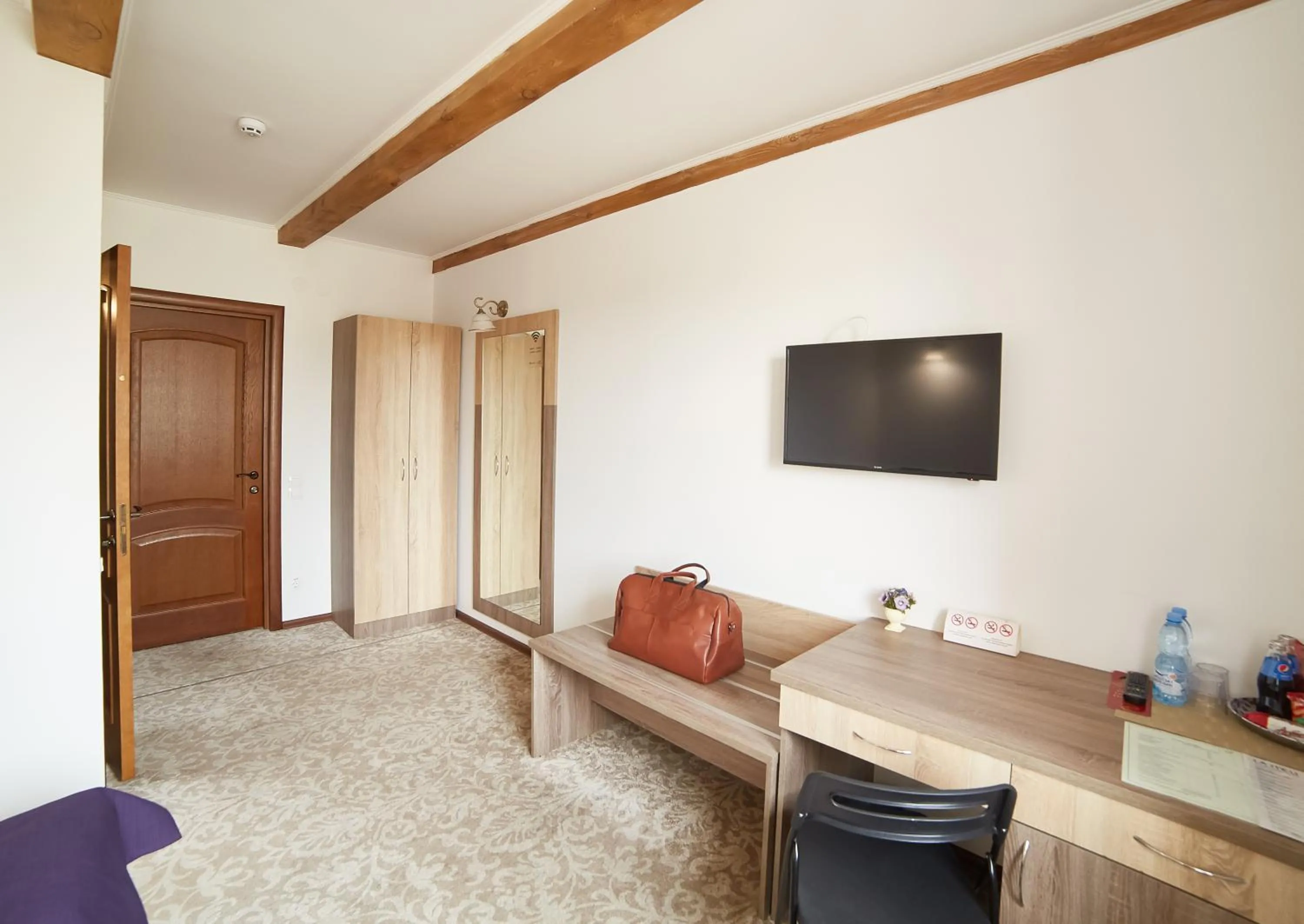 TV and multimedia in Coin Hotel