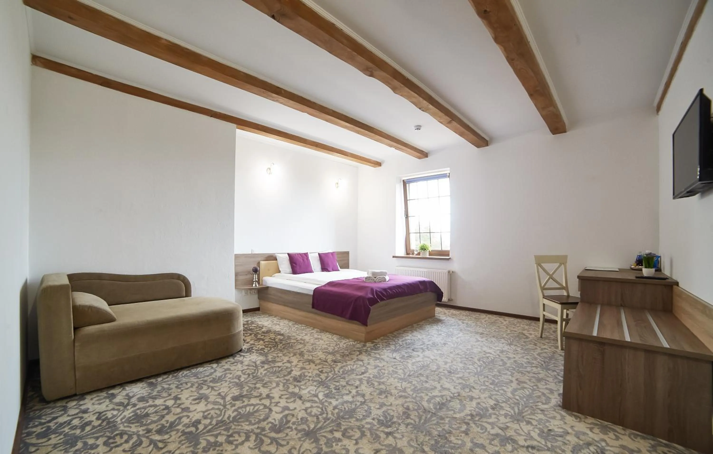 Photo of the whole room, Bed in Coin Hotel