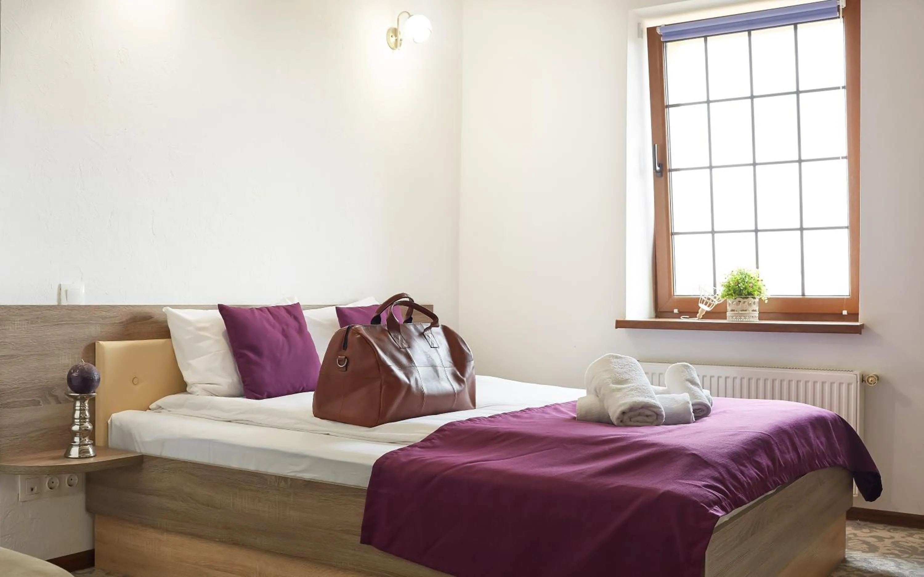 Photo of the whole room, Bed in Coin Hotel