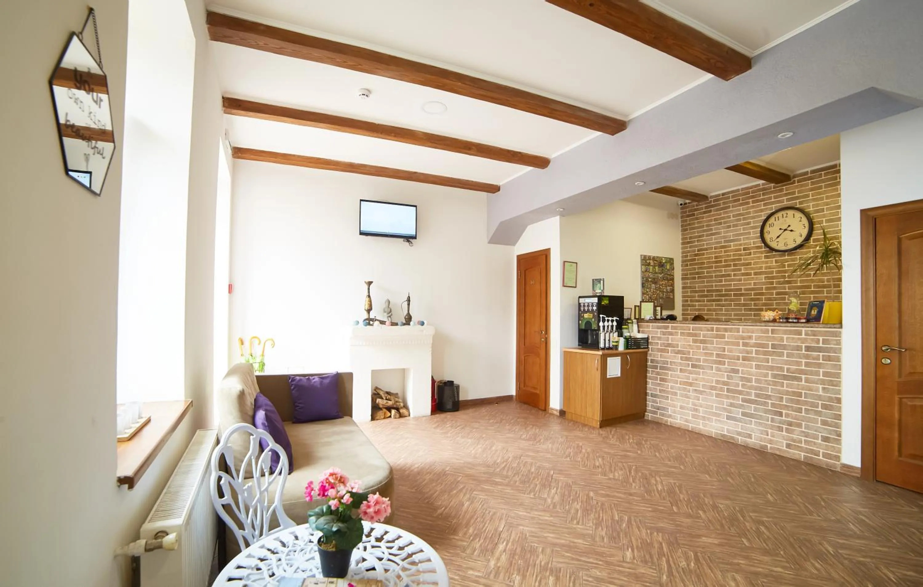 Lobby or reception in Coin Hotel