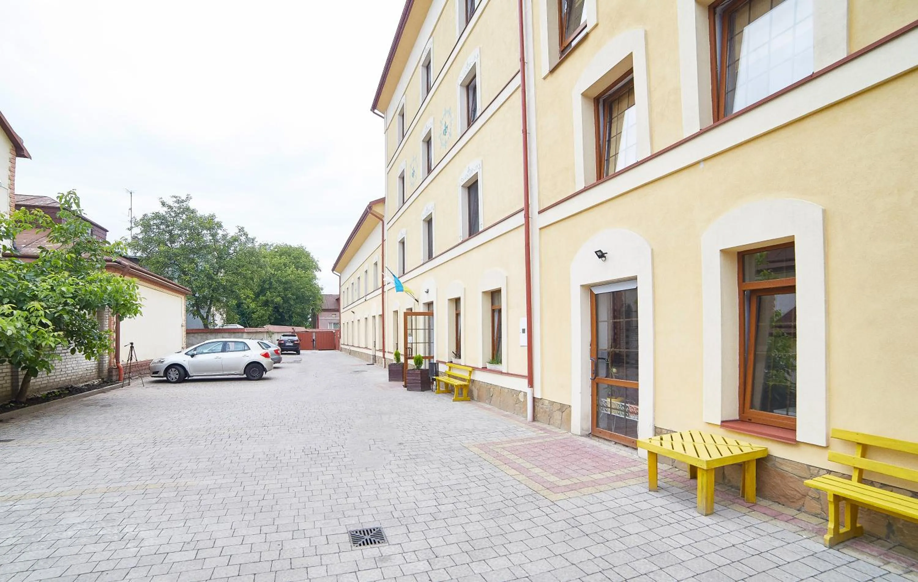 Facade/entrance in Coin Hotel