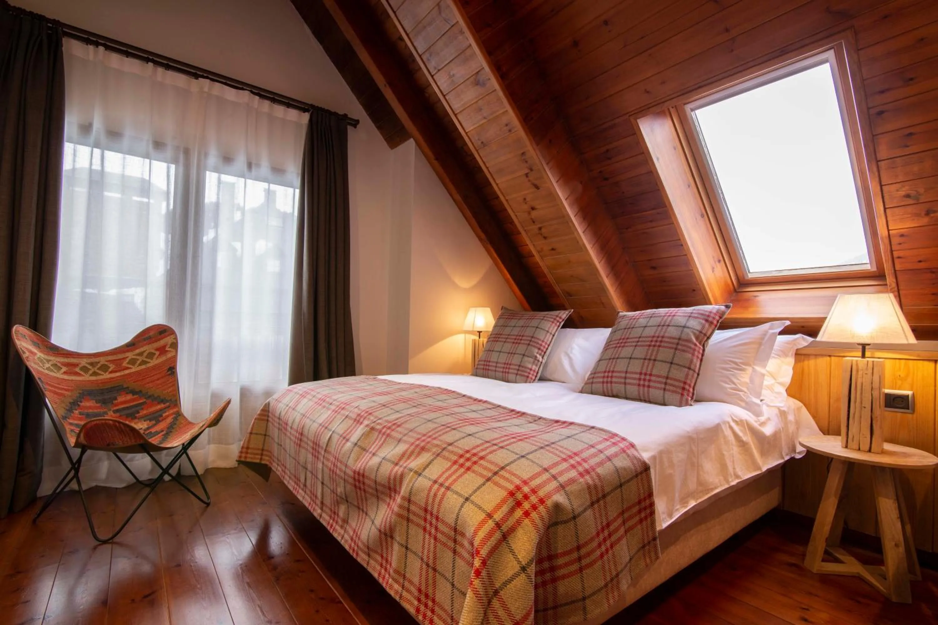 Bed in Eira Ski Lodge