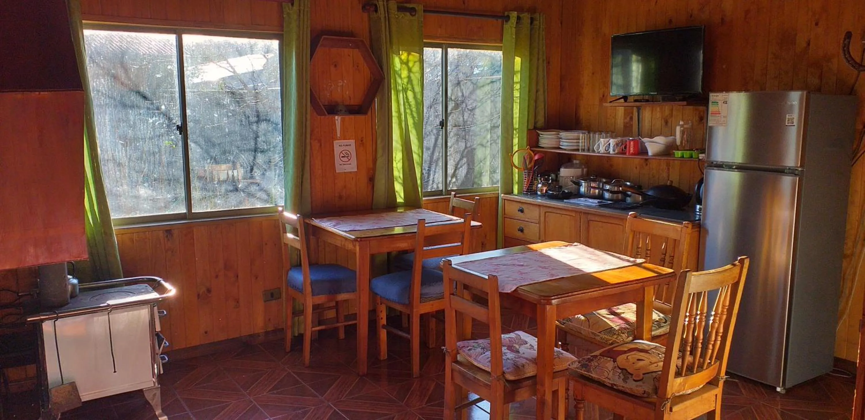 Communal kitchen in Hospedaje Picoyo