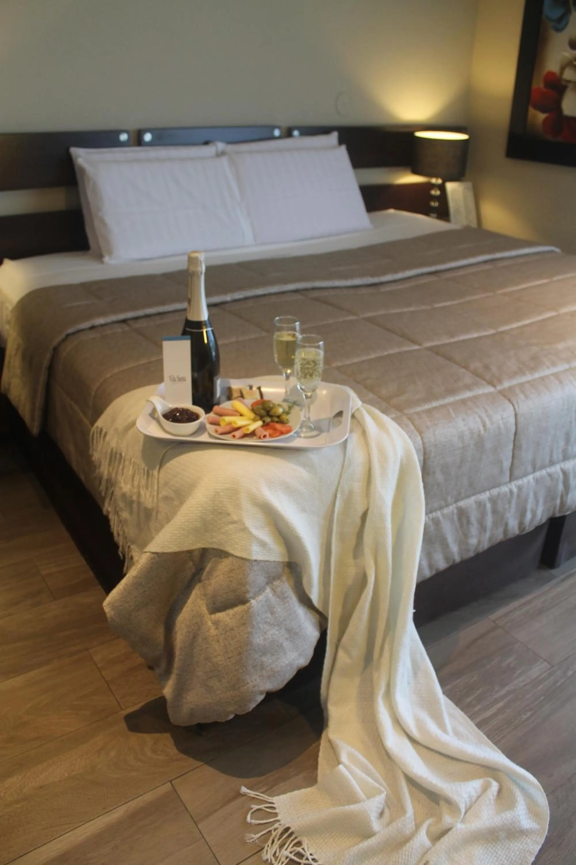 Property building, Bed in Hotel Vila Santa