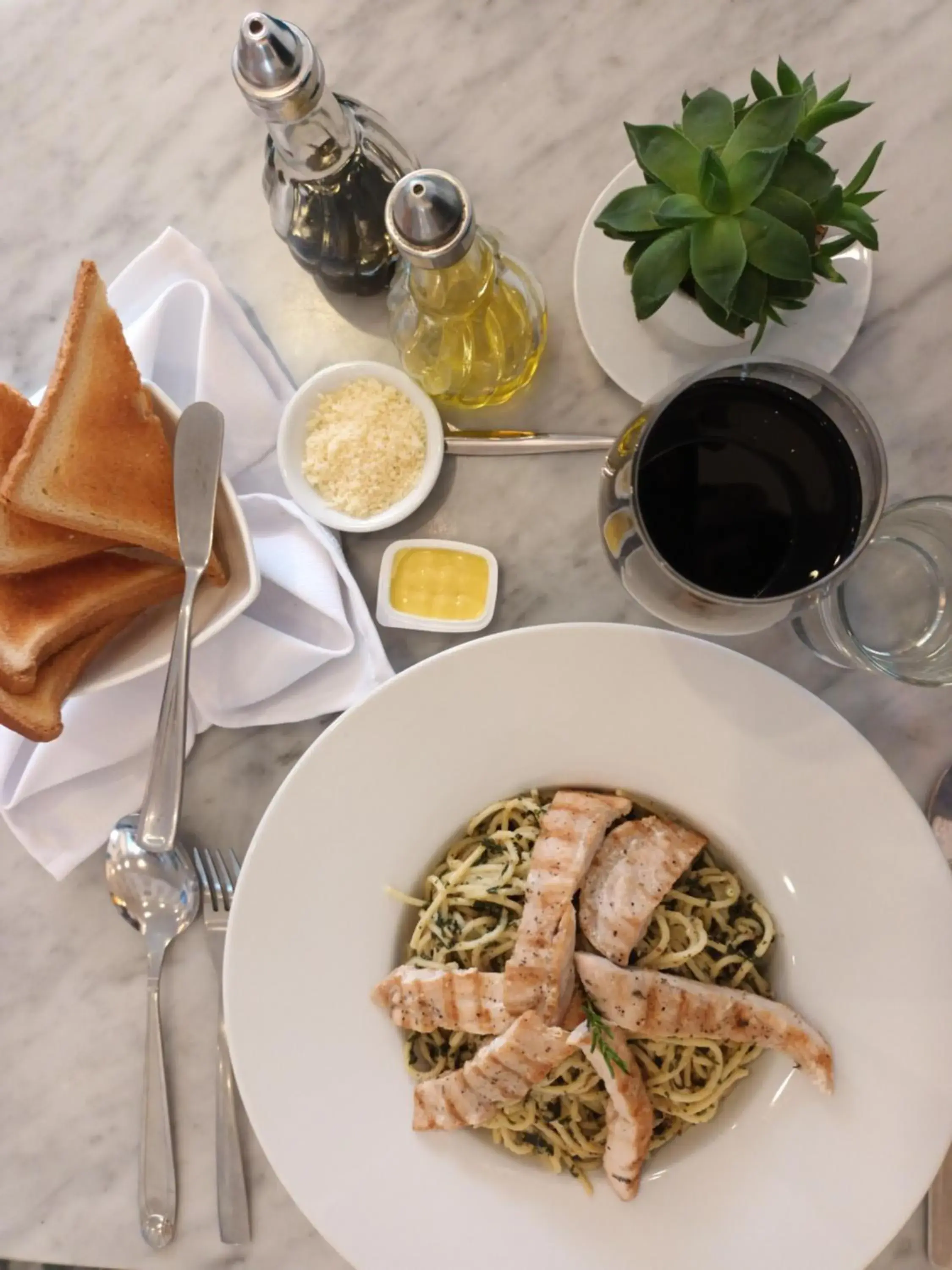 Restaurant/places to eat in Hotel Vila Santa Restaurant/places to eat in Hotel Vila Santa