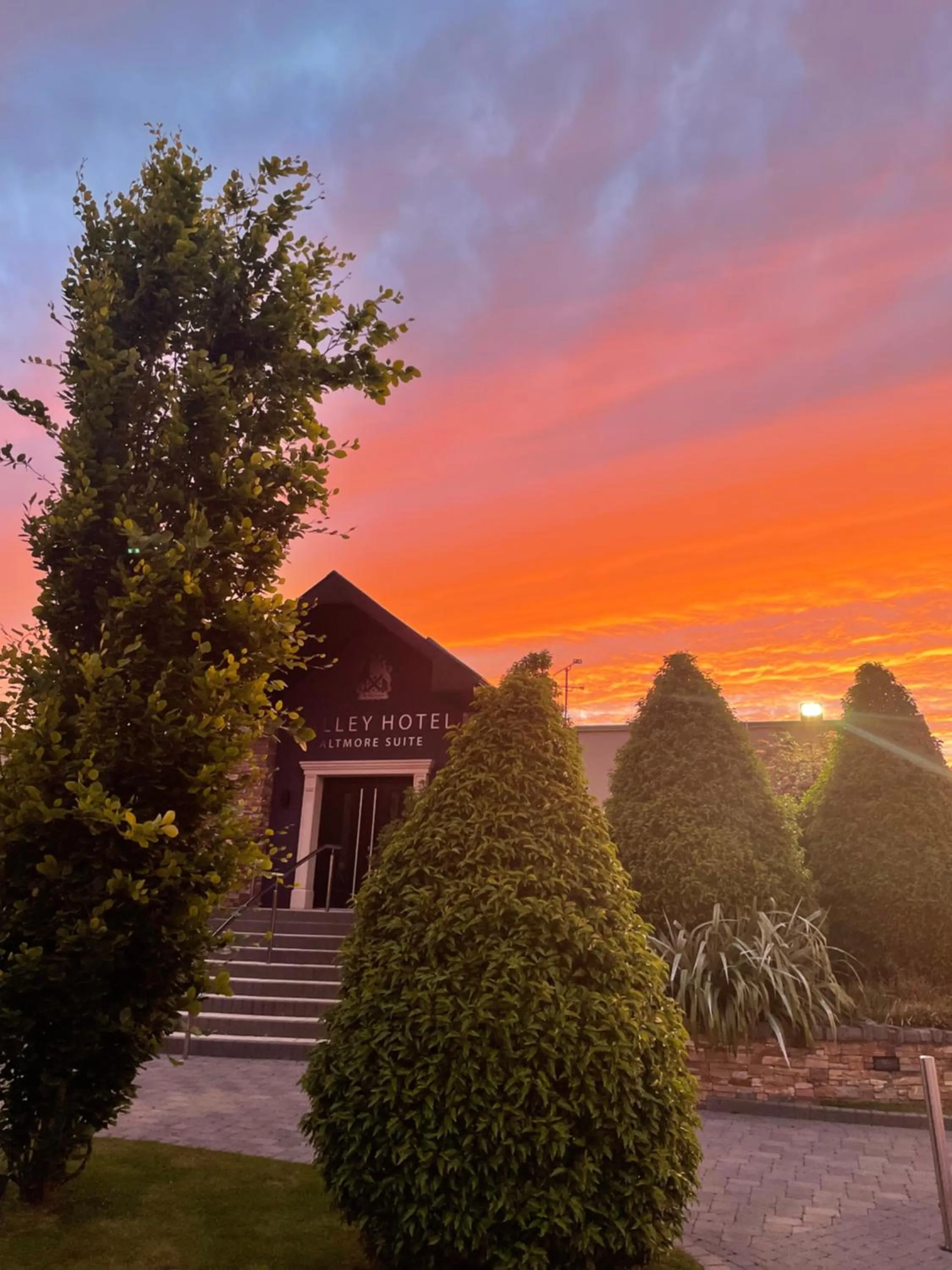 Property building in The Valley Hotel & Carriage Gardens