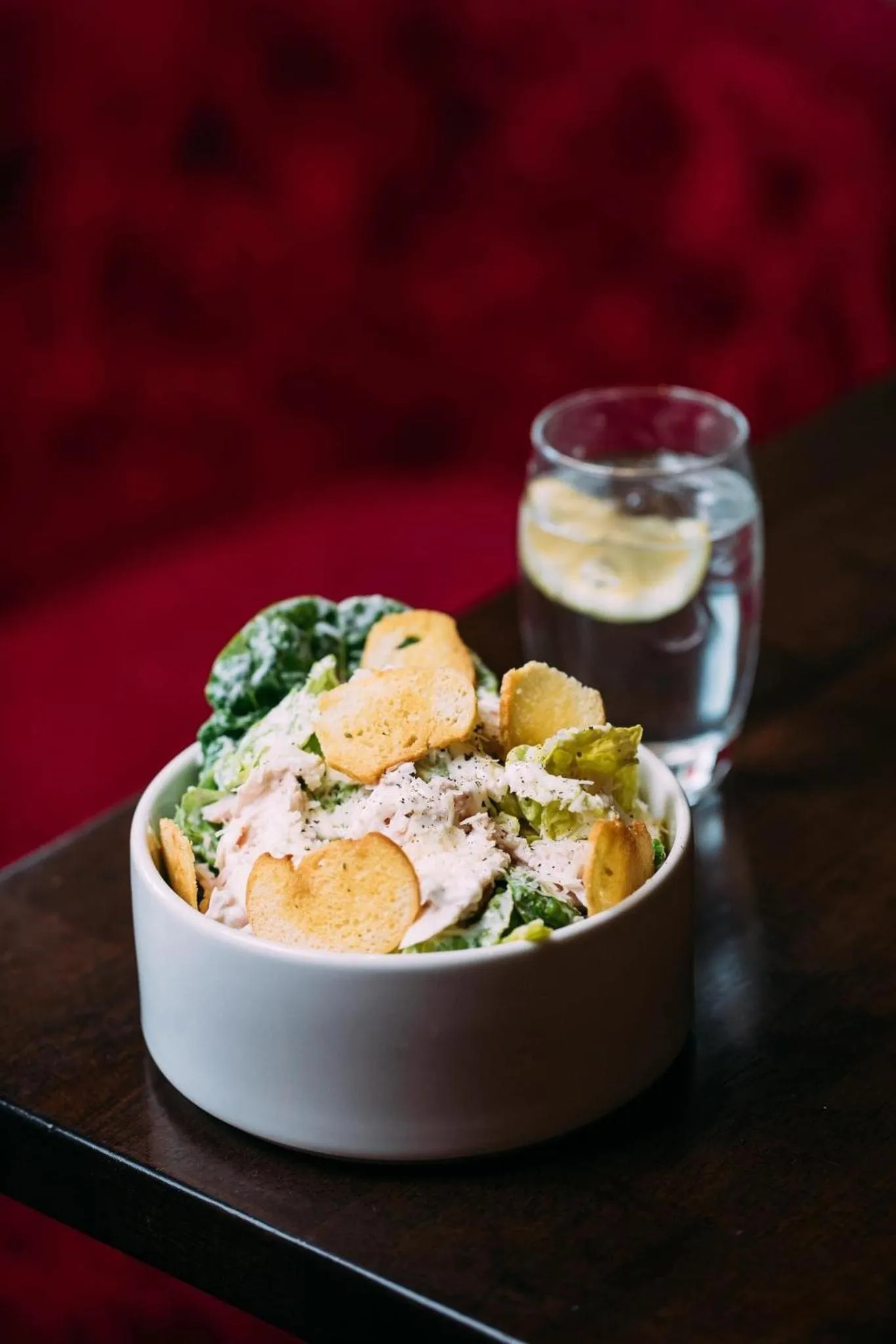 Restaurant/places to eat in The Valley Hotel & Carriage Gardens