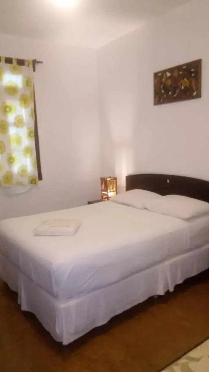 Basic Triple Room in Pousada Coqueiro Verde Basic Triple Room in Pousada Coqueiro Verde