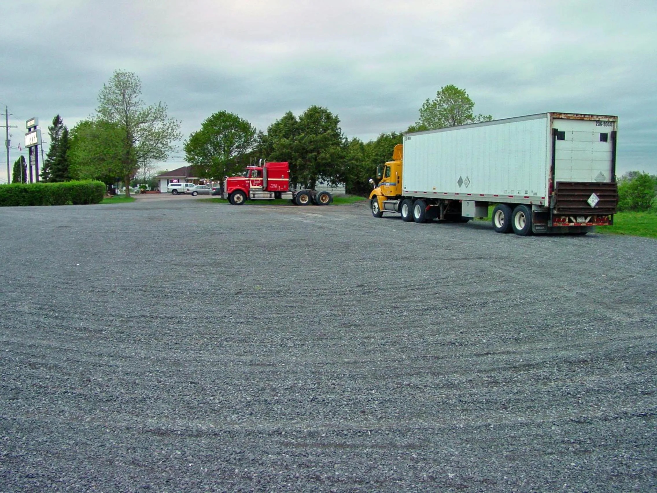 Day in Country Squire Motel