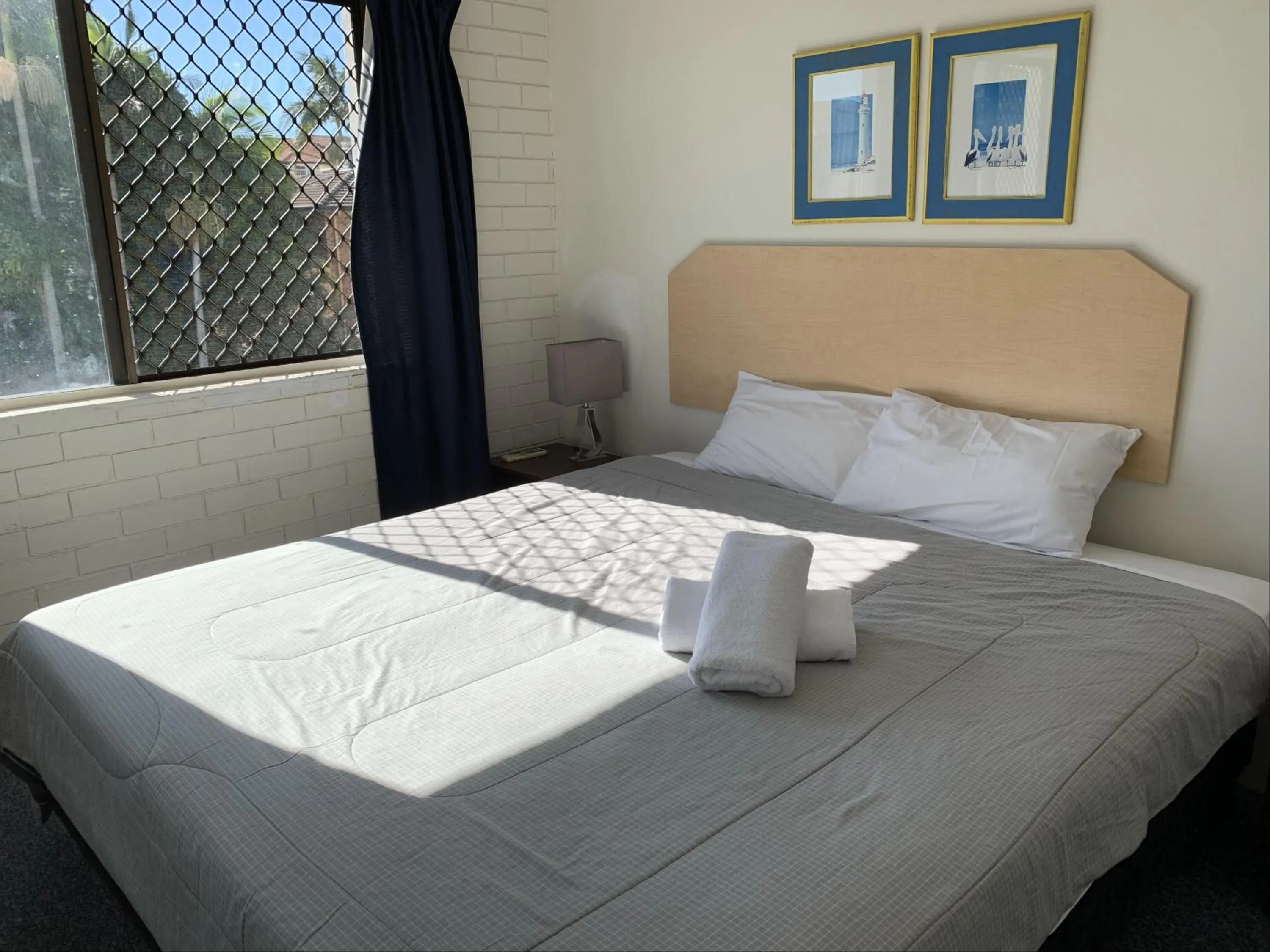 Bed in Harbour Side Resort