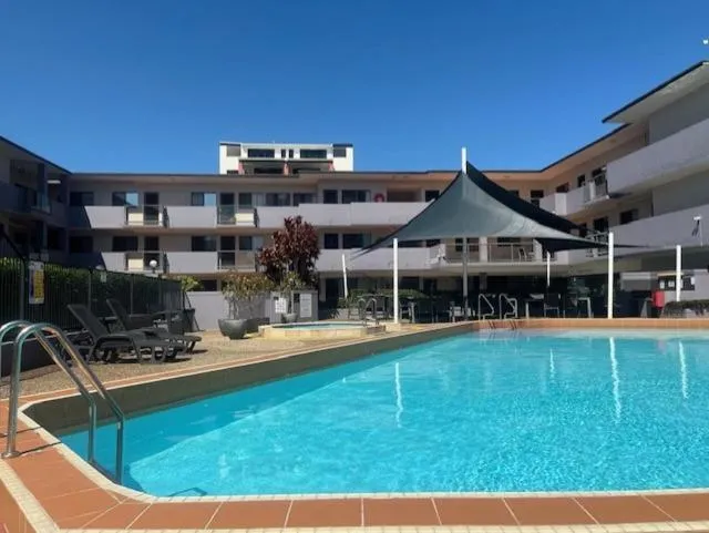 Swimming pool in Harbour Side Resort