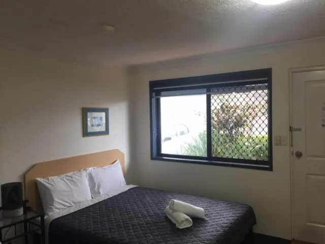 Bedroom, Bed in Harbour Side Resort