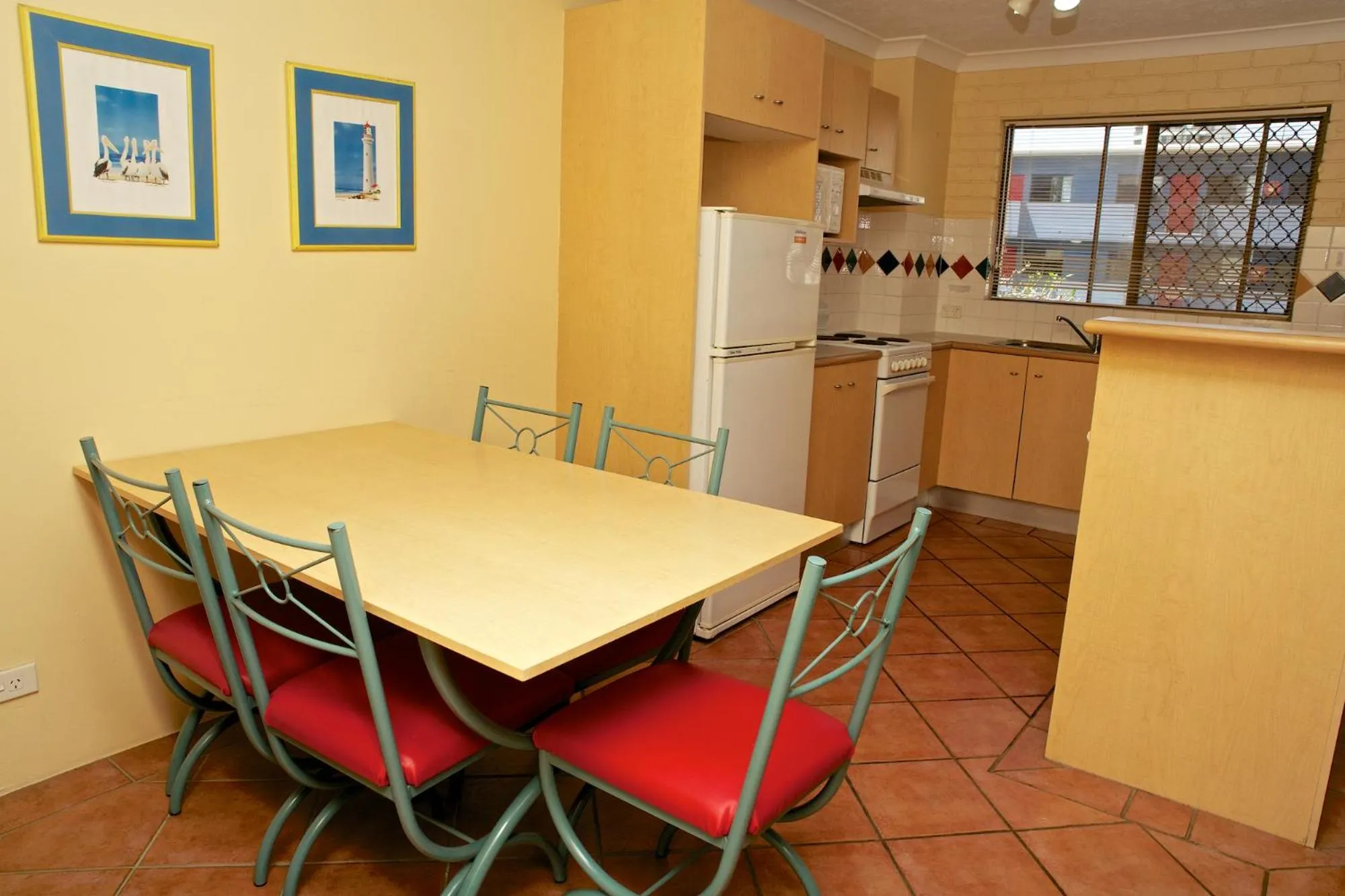 Dining area in Harbour Side Resort