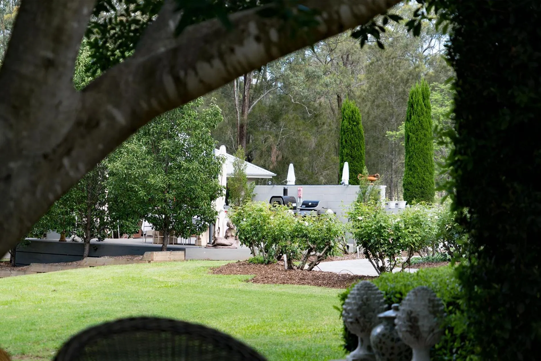 Thistle Hill Guesthouse - walk to many wineries and restaurants