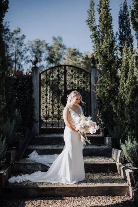 Garden in Thistle Hill Guesthouse - walk to many wineries and restaurants