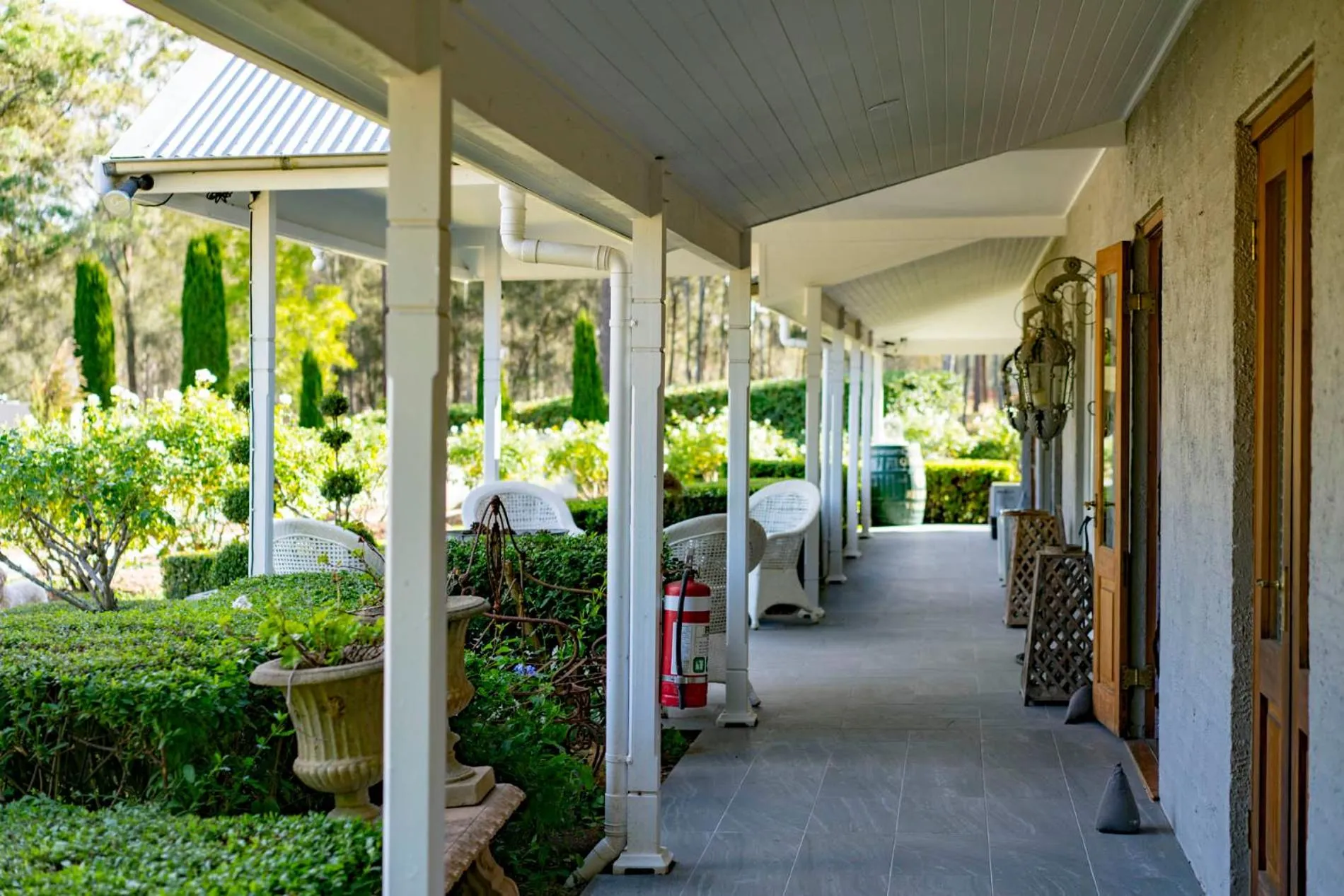 Property building in Thistle Hill Guesthouse - walk to many wineries and restaurants