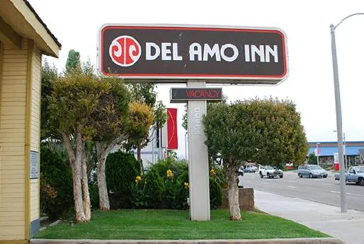 Facade/entrance in Del Amo Inn