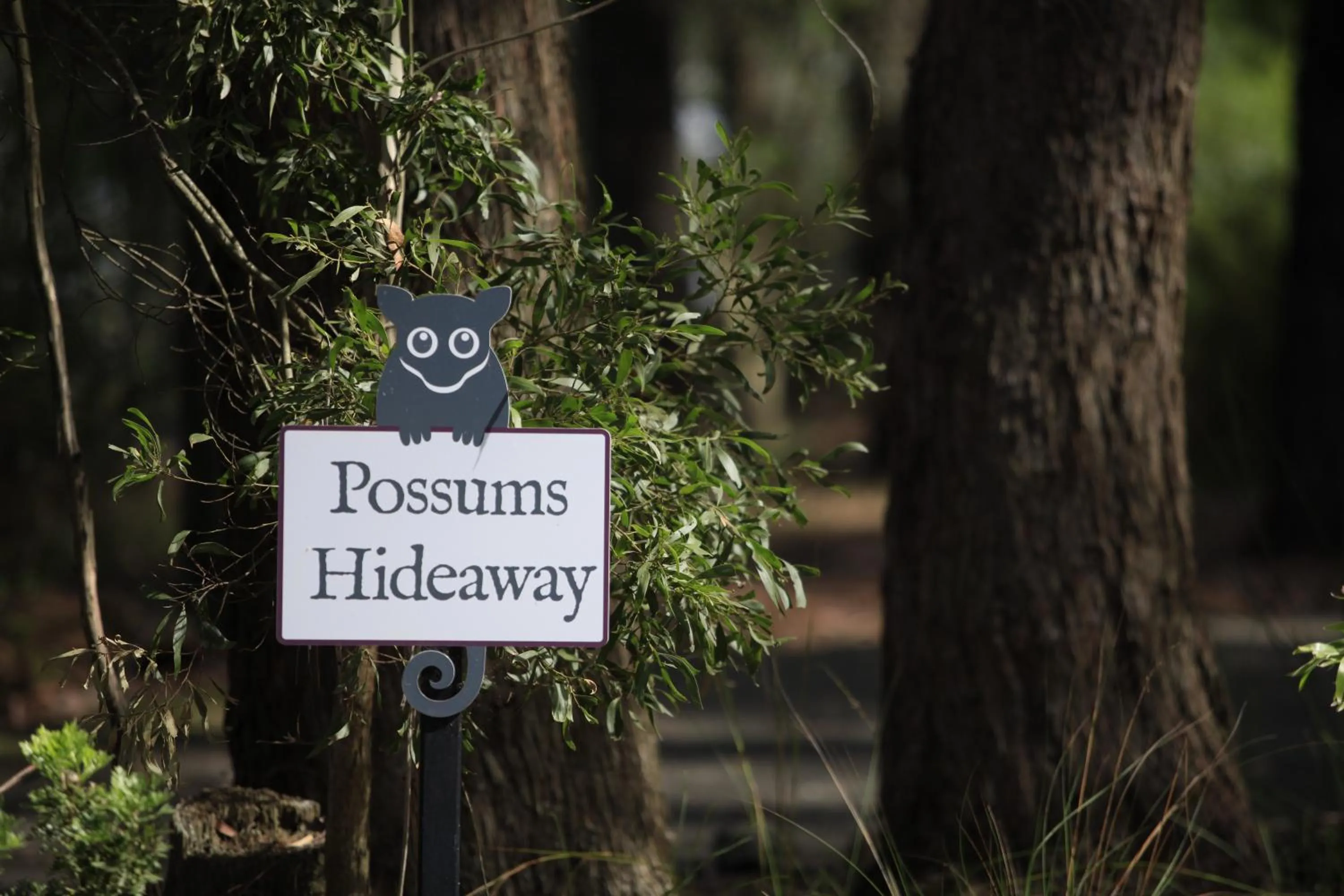 Property logo or sign in Federation Gardens & Possums Hideaway