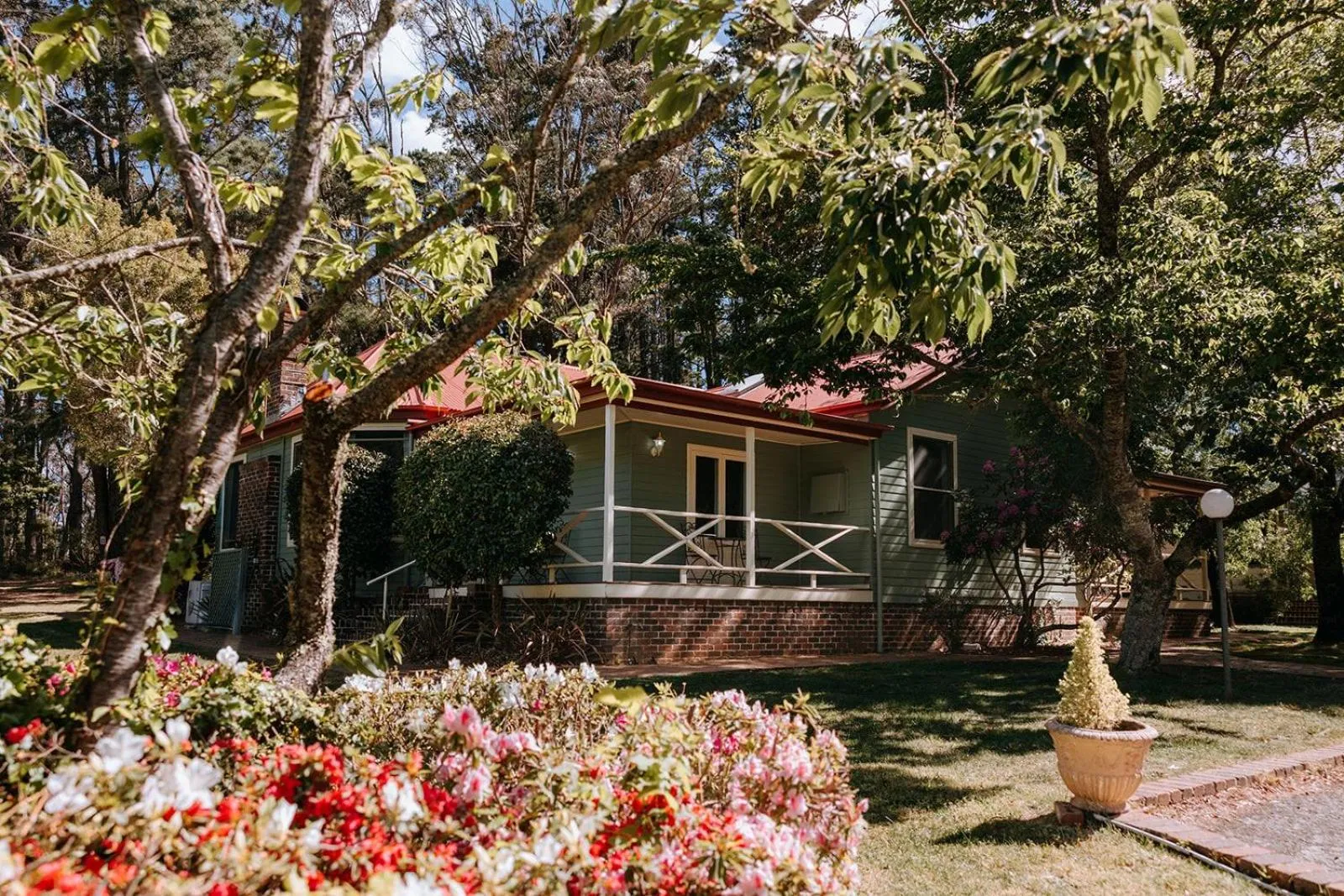 Federation Gardens & Possums Hideaway