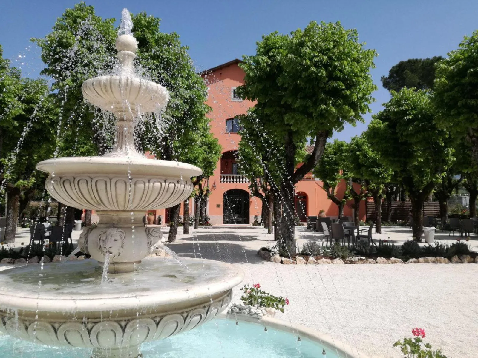 Facade/entrance in Villa Floridiana