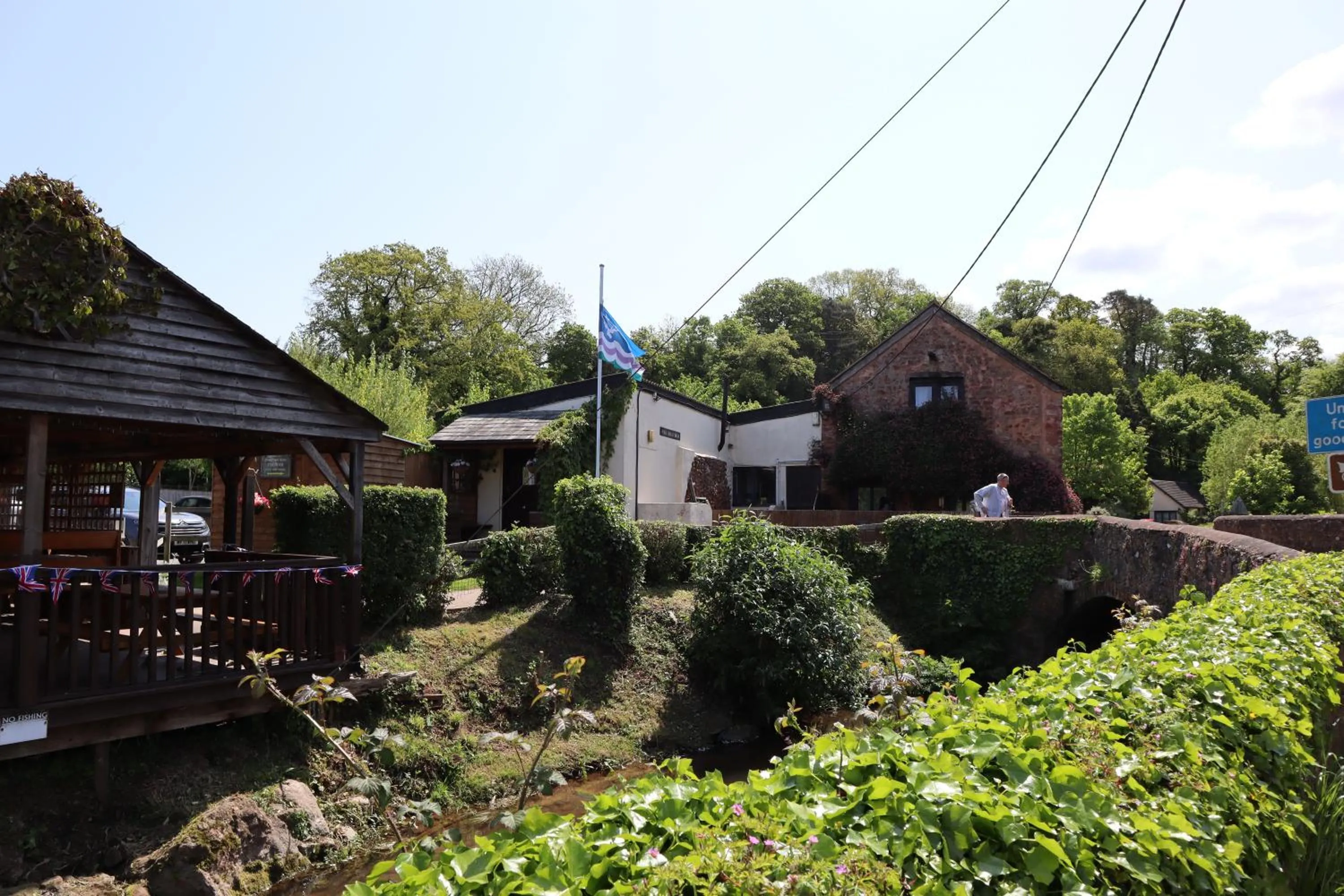 Garden view in The White Horse Inn