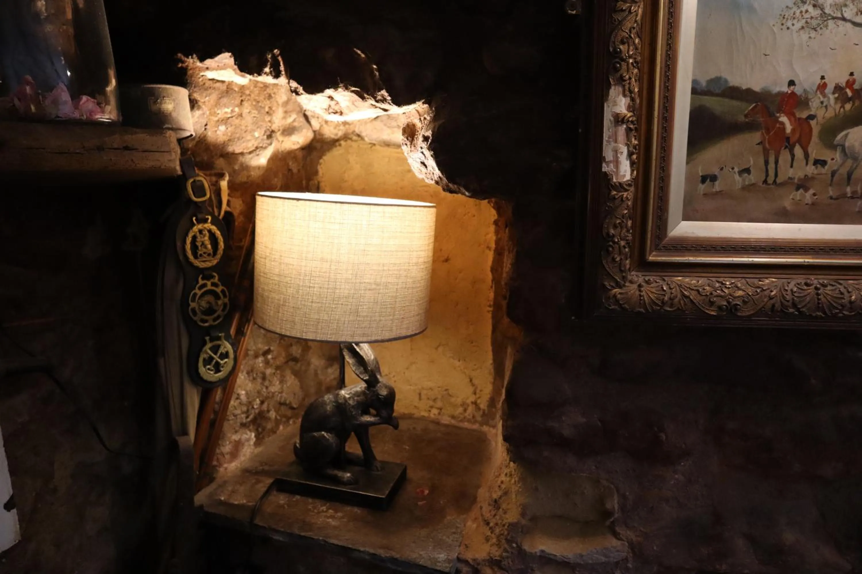 Decorative detail in The White Horse Inn