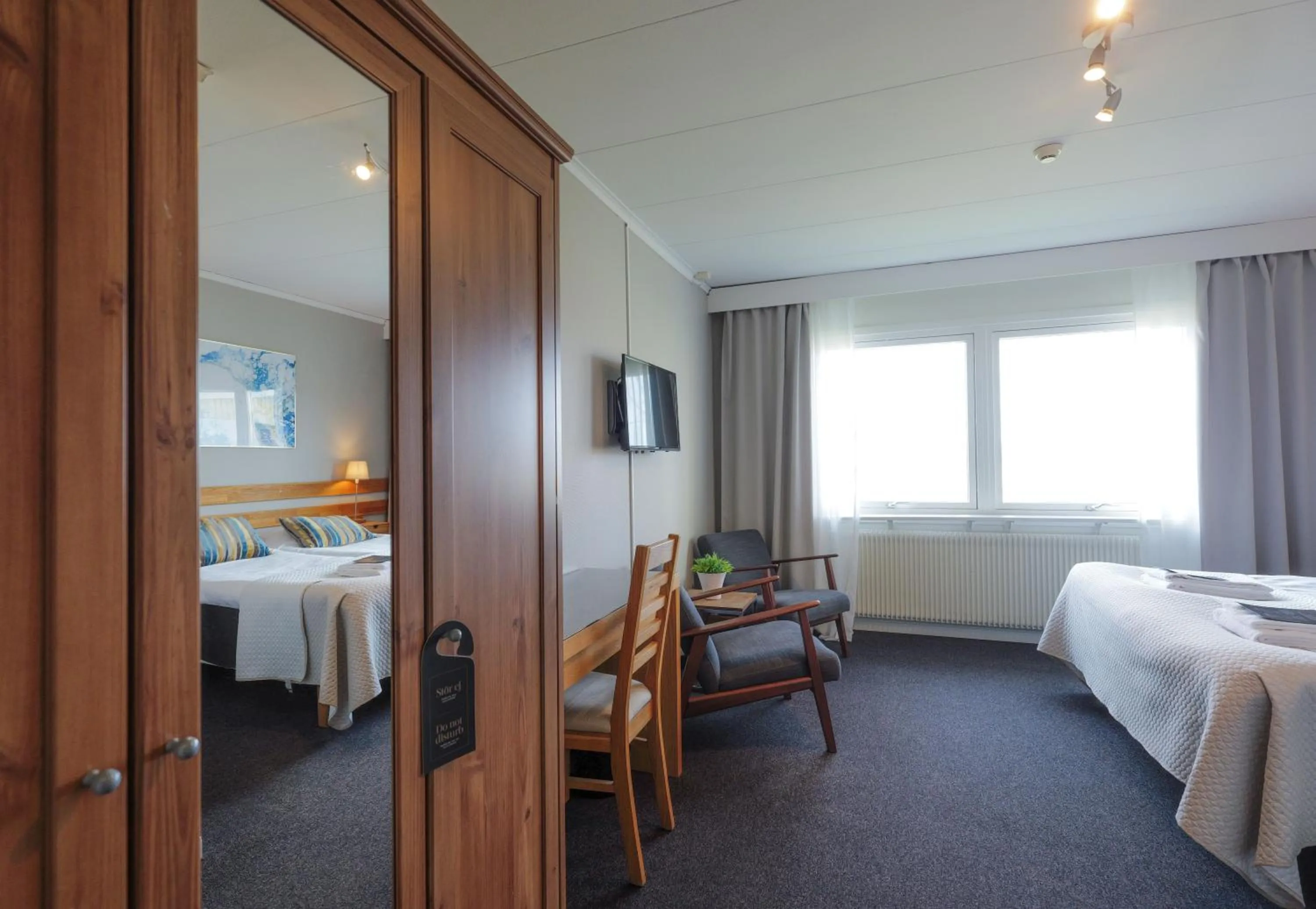 Photo of the whole room, Bed in Hotell Veckefjärden