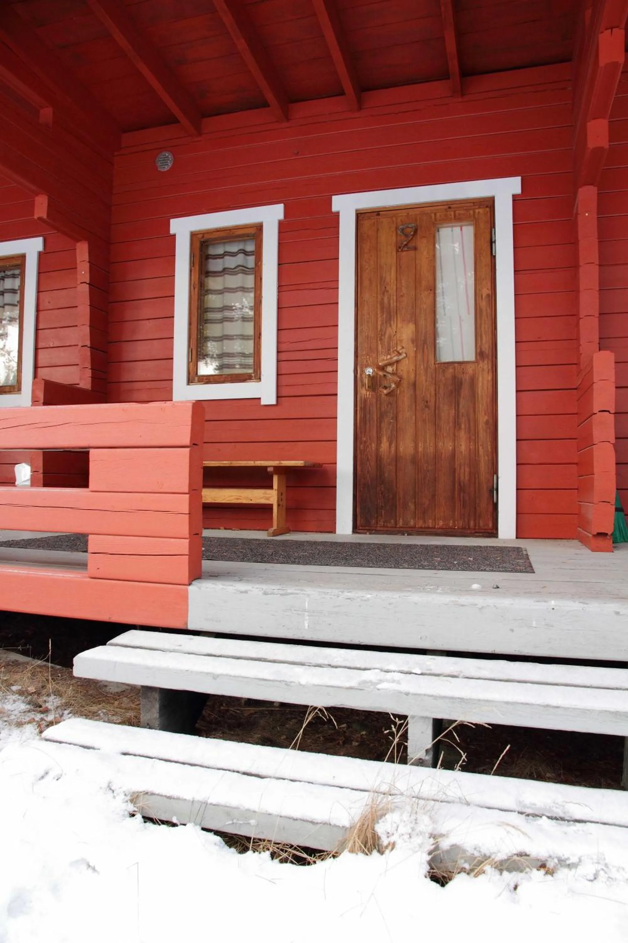 Facade/entrance in Ukonjärven Holiday Village