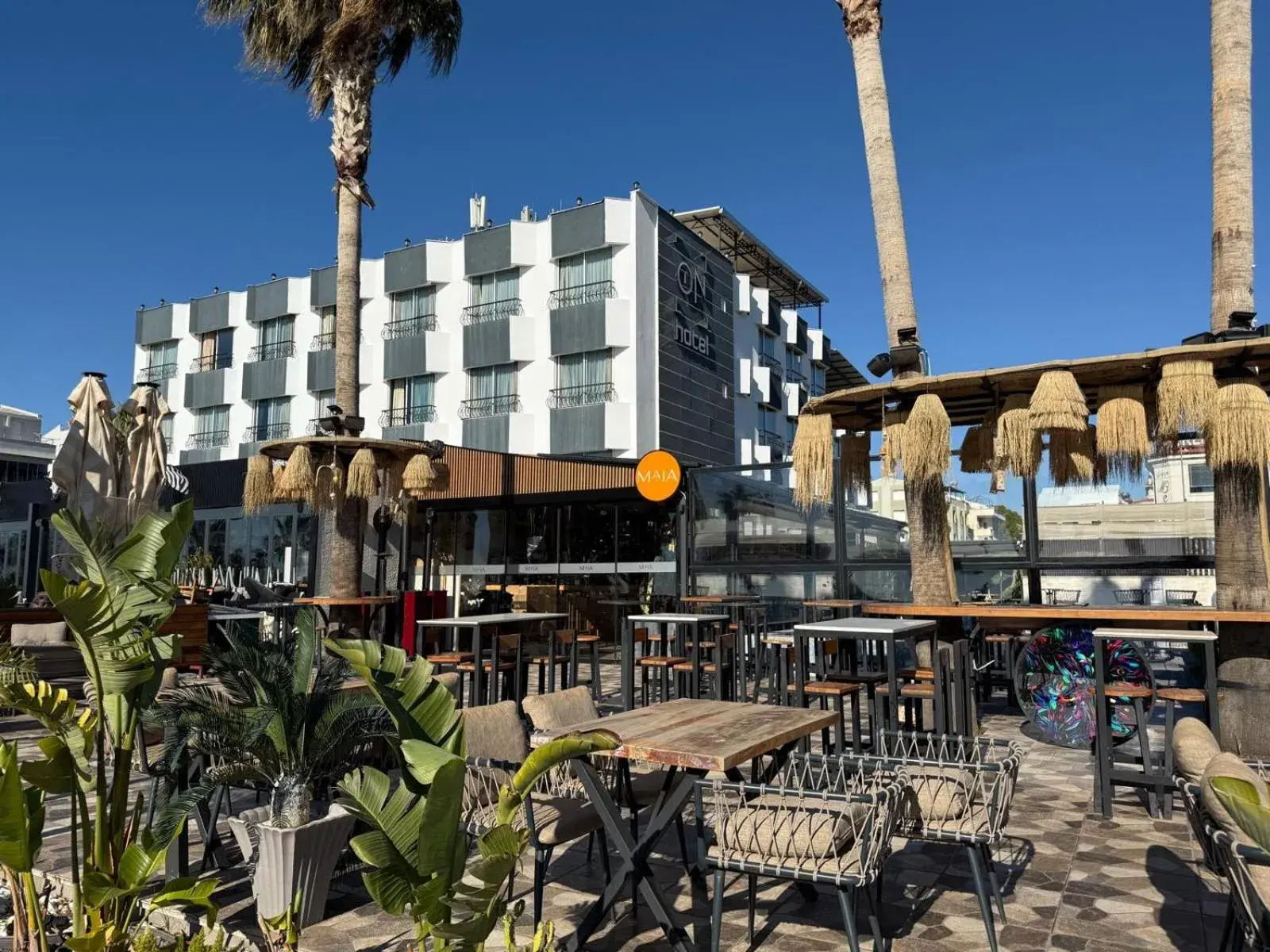 Property building in On Hotel Property building in On Hotel