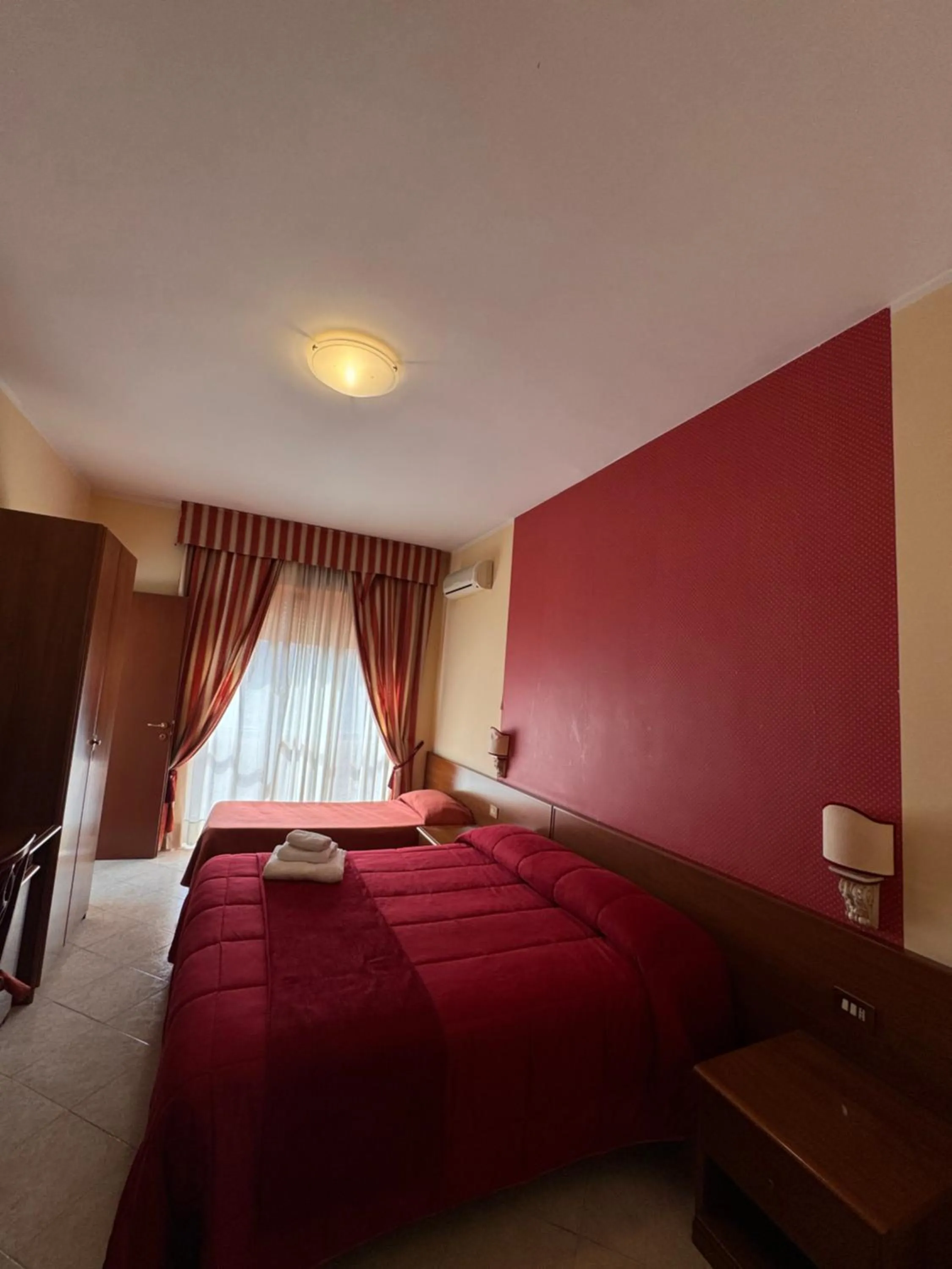 Triple Room with Balcony in Villa Verde 2