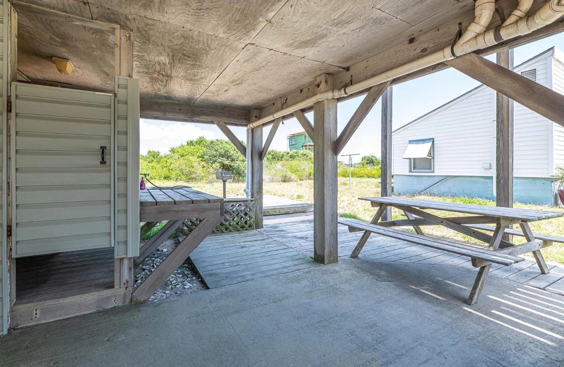 Byrd's Nest - KDH MP 6, Ocean Views, 200 Yards to the Beach