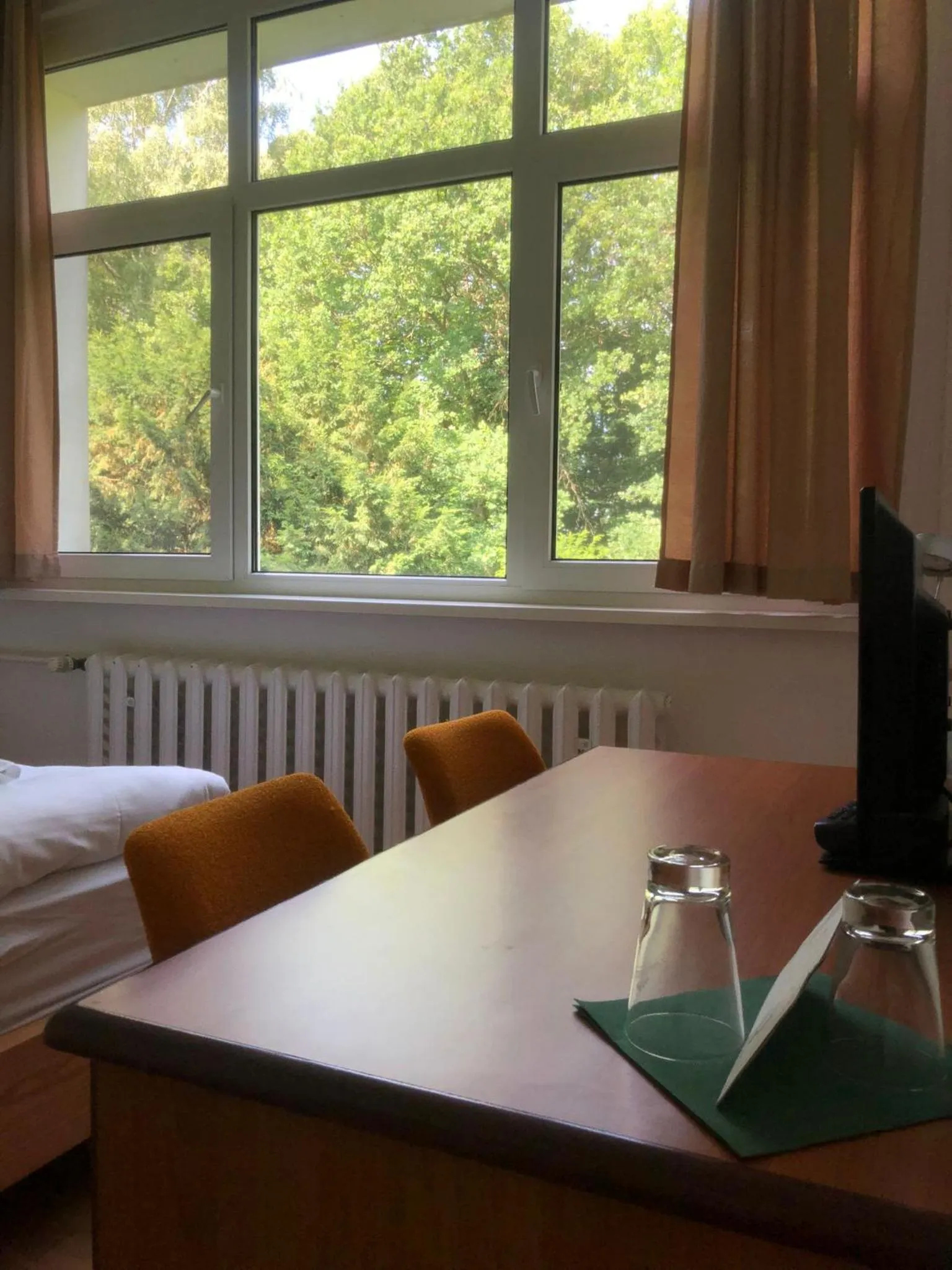 Photo of the whole room in Waldhotel am See Berlin-Schmöckwitz