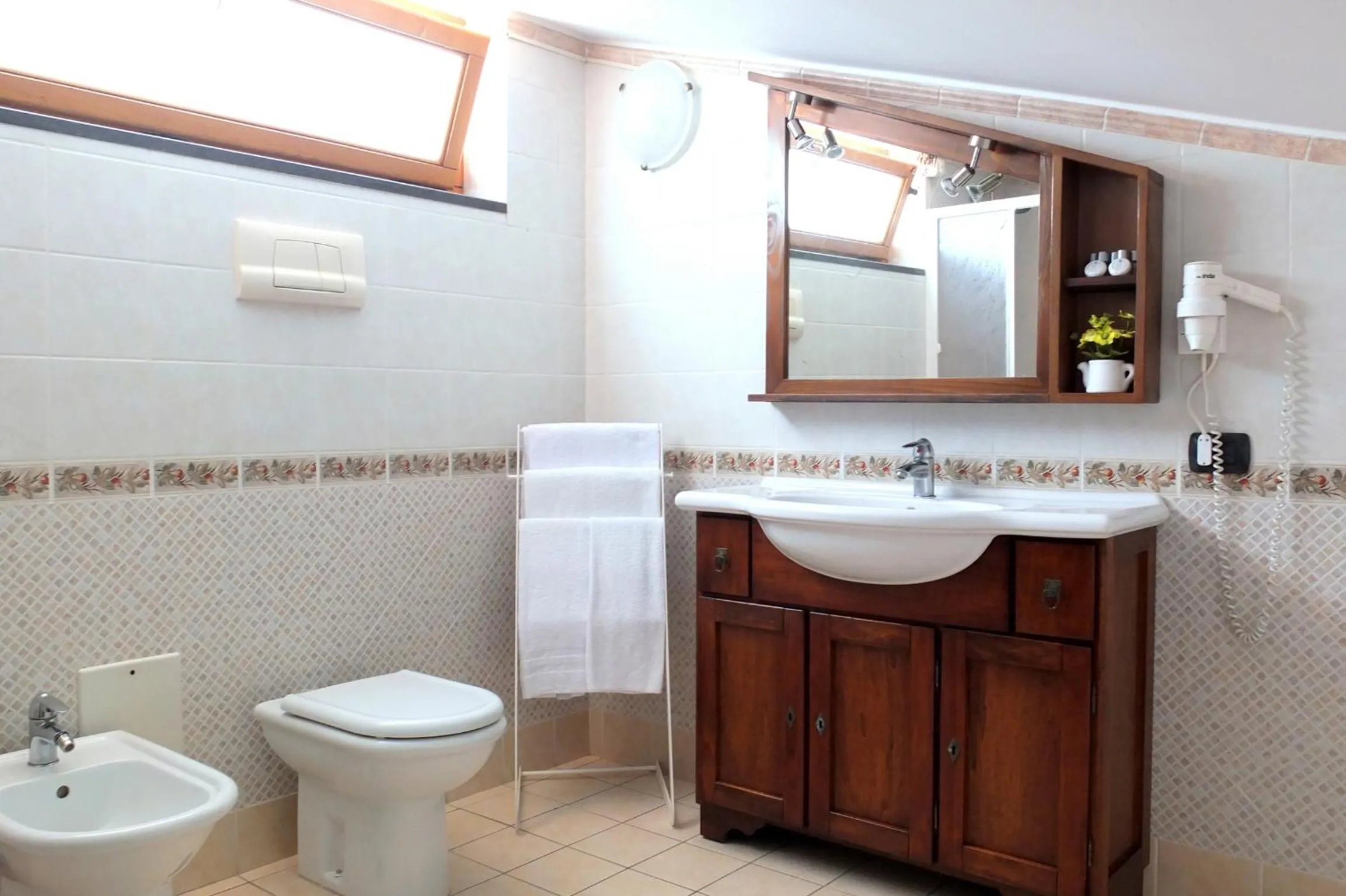 Shower in Villa Rosita