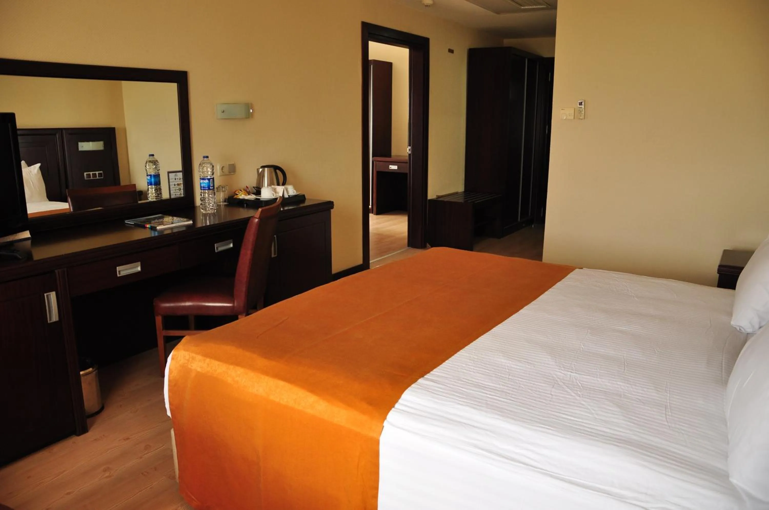 Bedroom, Bed in Eser Diamond Hotel Spa & Convention Center İstanbul