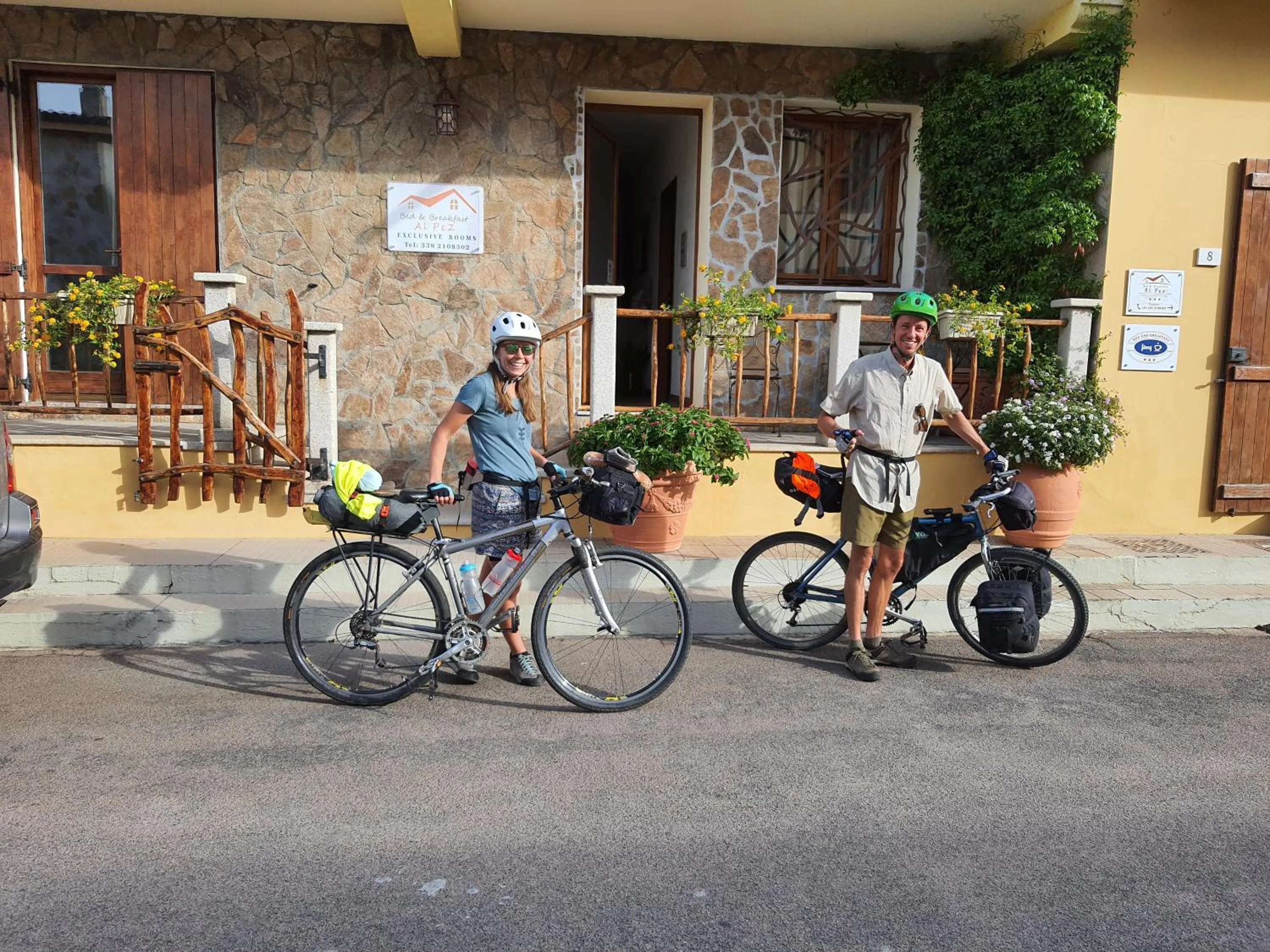 Cycling in AL PEZ exclusive rooms