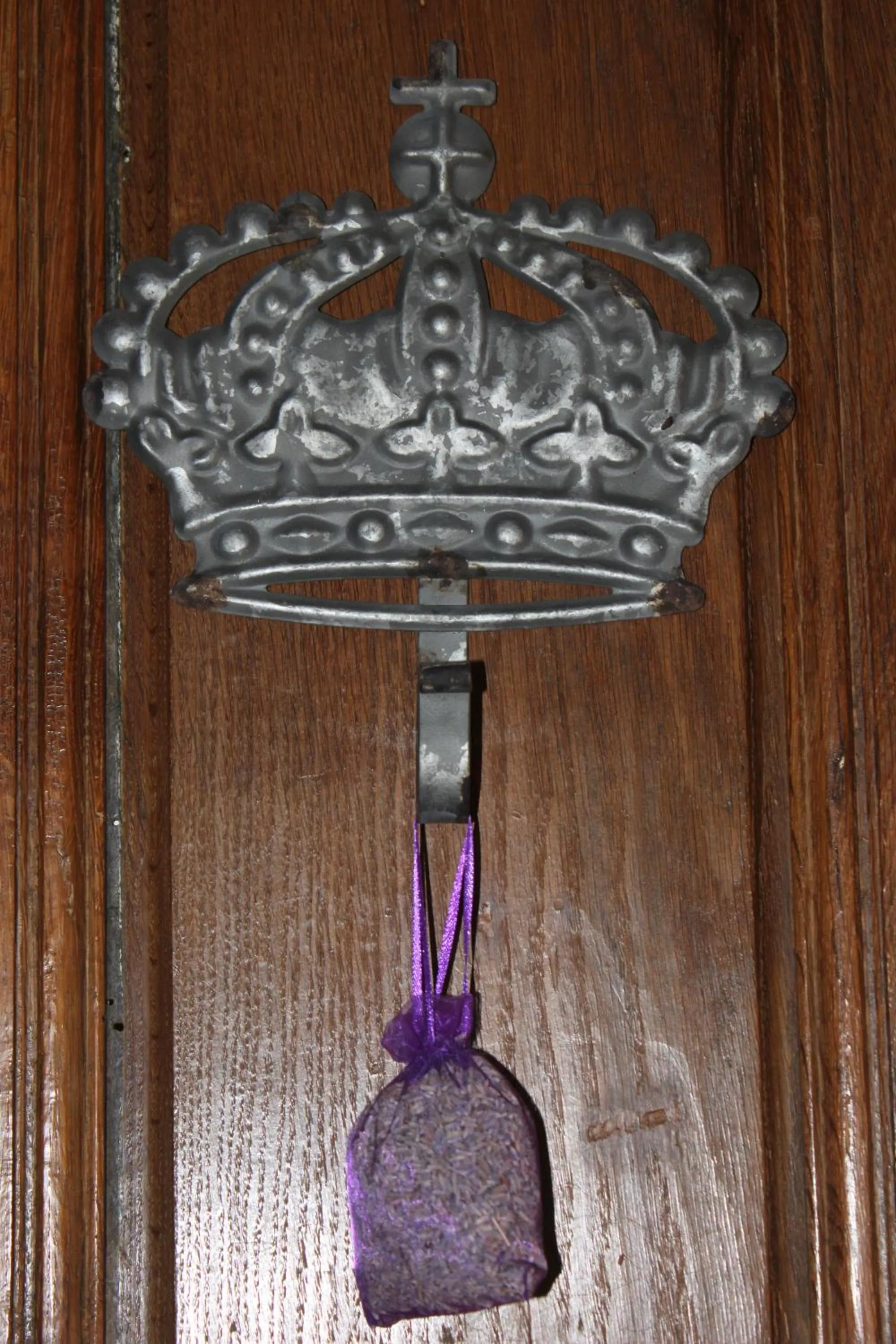 Decorative detail in Château de Vedène