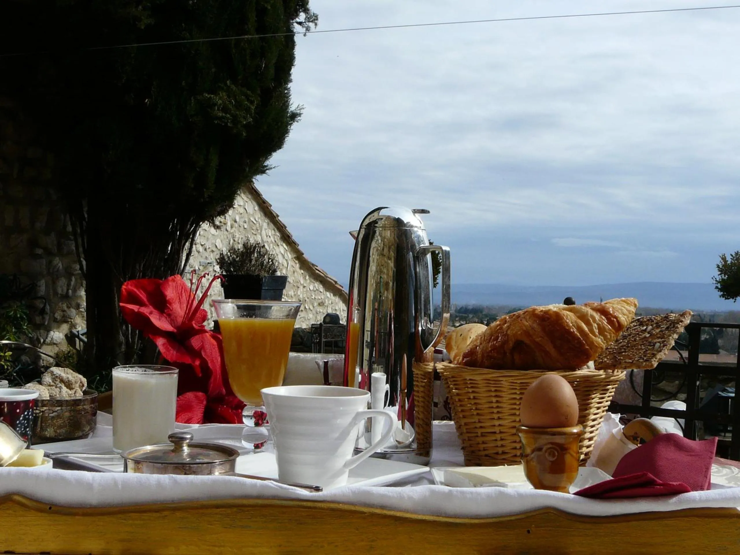Breakfast in Château de Vedène