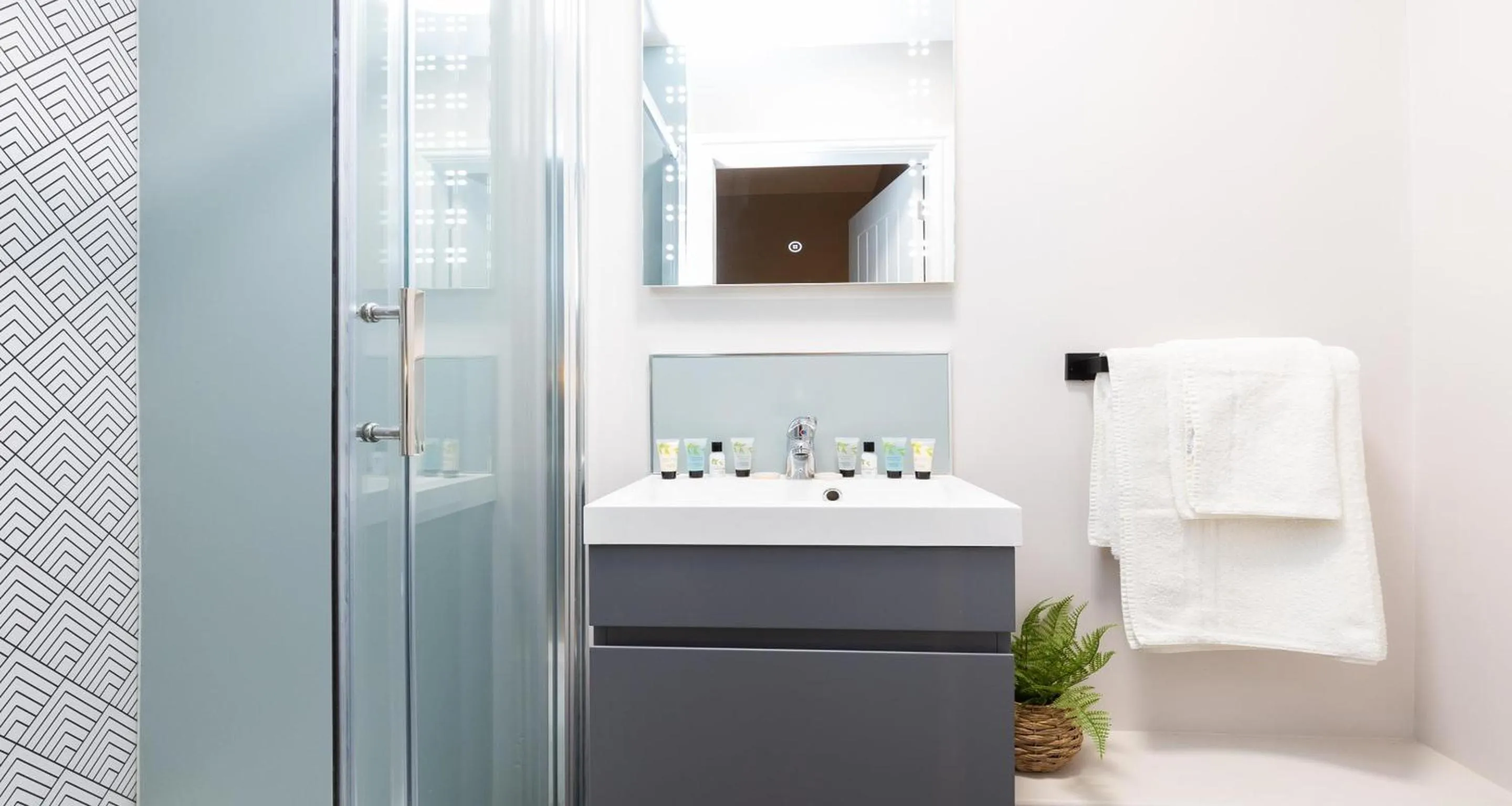 Property building in The Clarence Gardens Hotel, BW Signature Collection