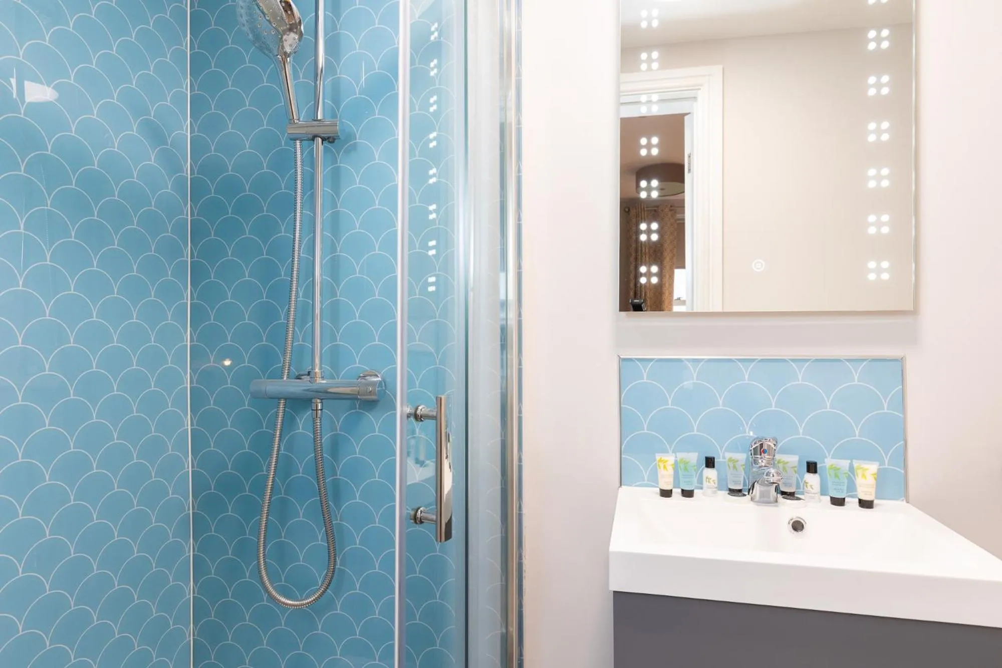 Bathroom in The Clarence Gardens Hotel, BW Signature Collection