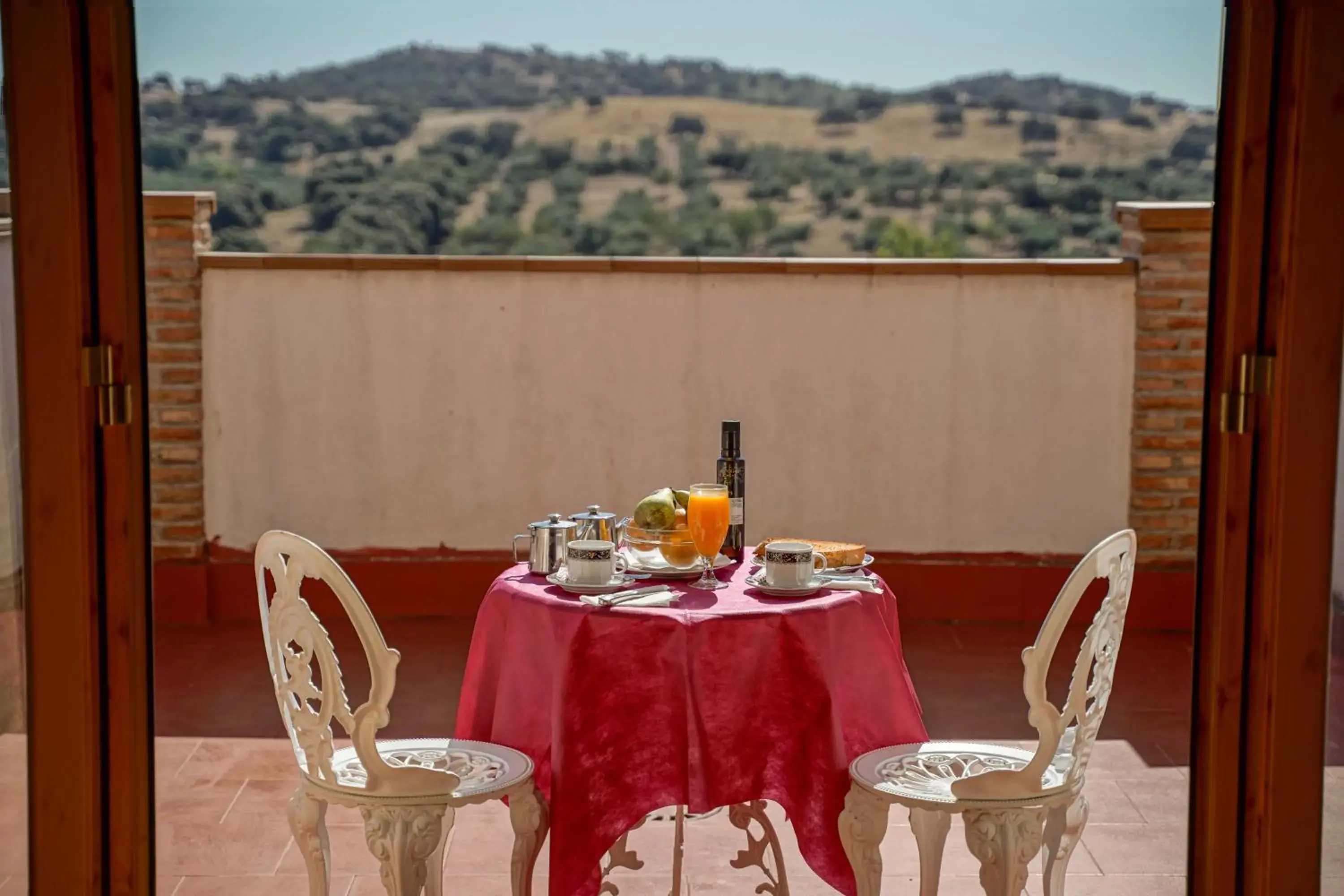 Triple Room in Hotel Alfonso VIII Triple Room in Hotel Alfonso VIII