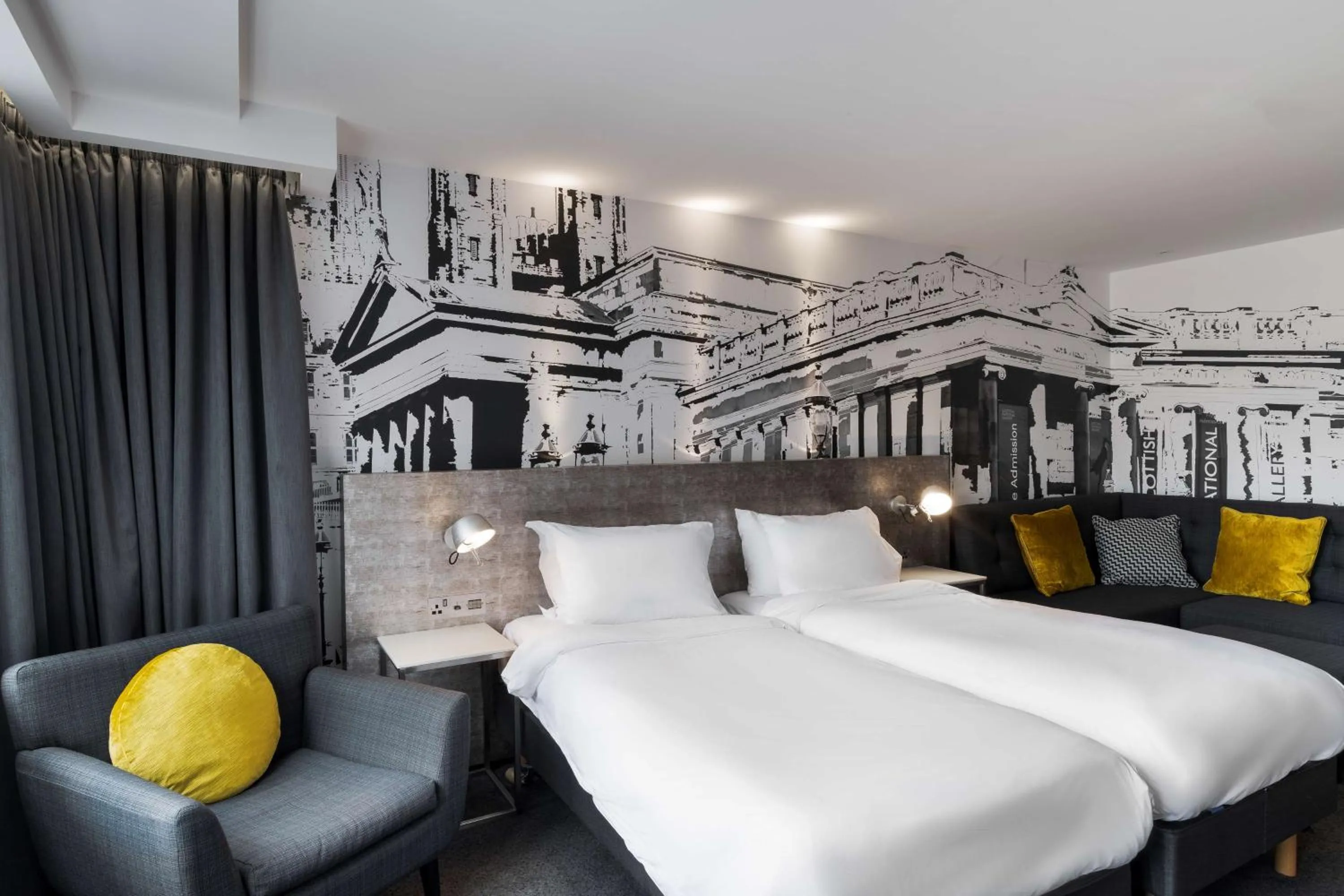 Bedroom in Radisson Blu Hotel, Edinburgh City Centre