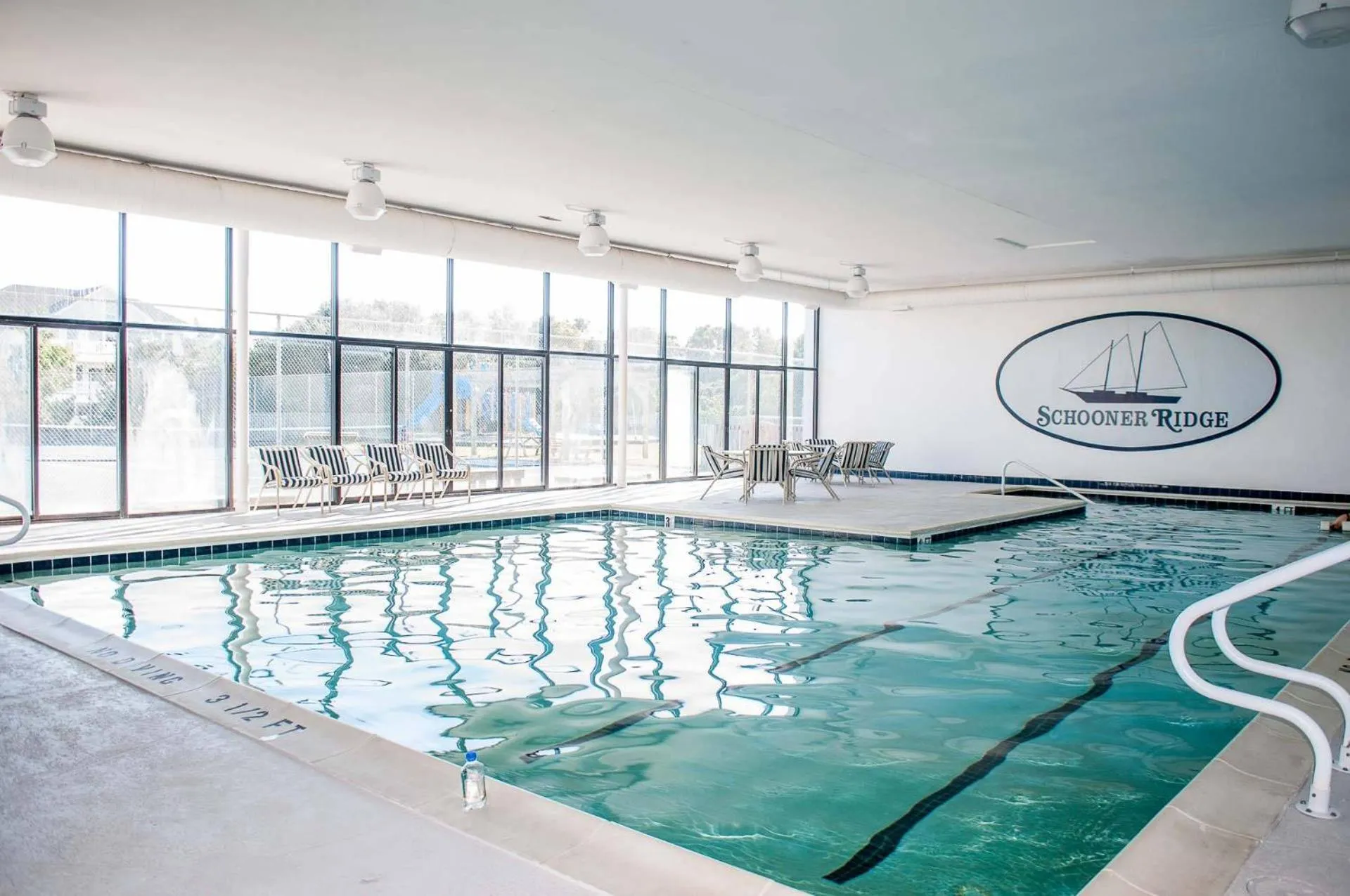 Just For Fun - Duck, Schooner Ridge, Pool Open 4/15, Pool Heat Option, Hot Tub, Close to Downtown