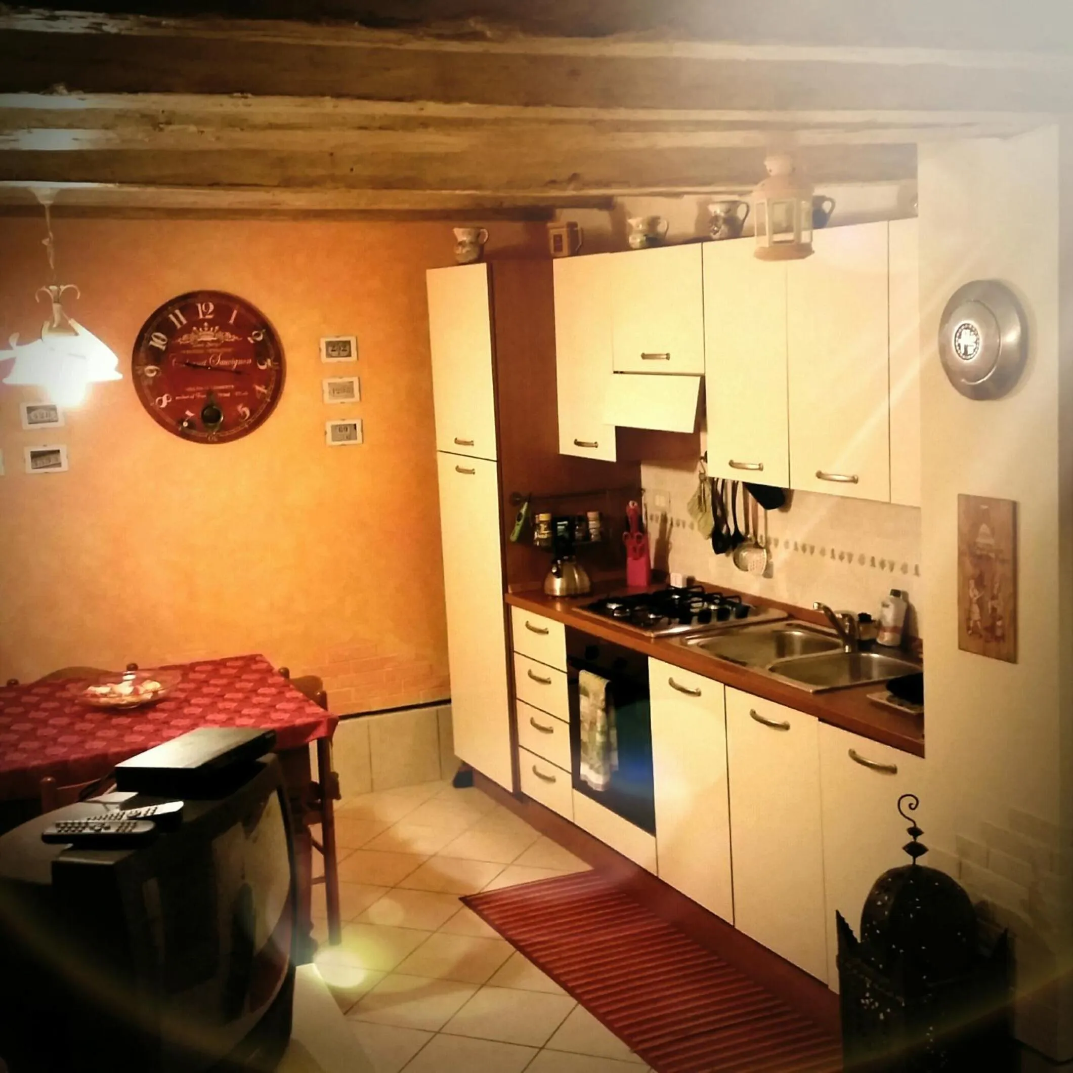 Kitchen or kitchenette in B&B Venice 1964